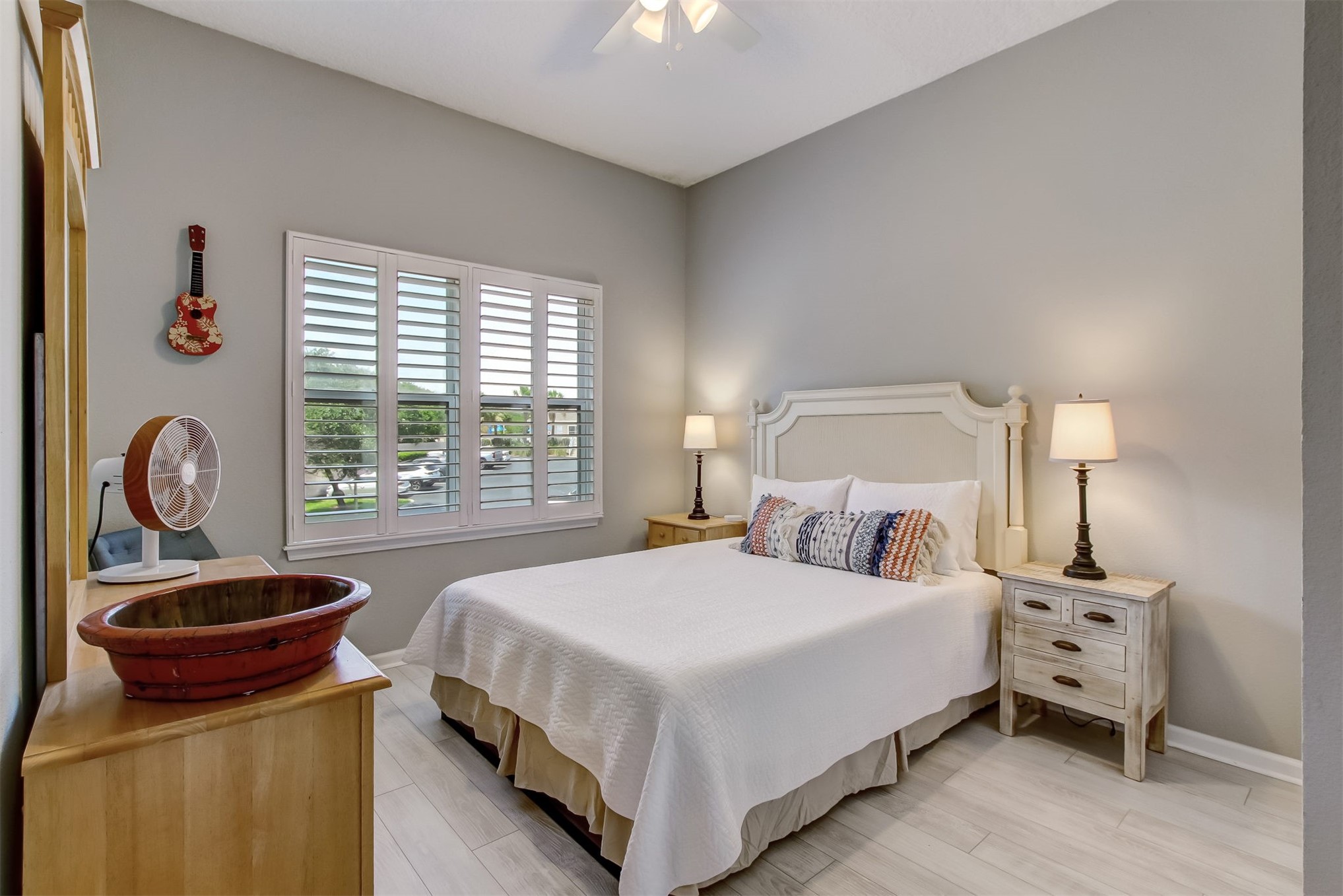 403 TARPON AVENUE 101