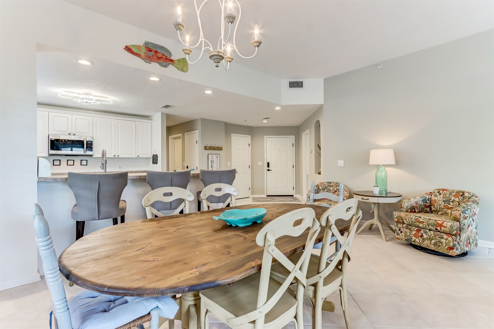 403 TARPON AVENUE 101