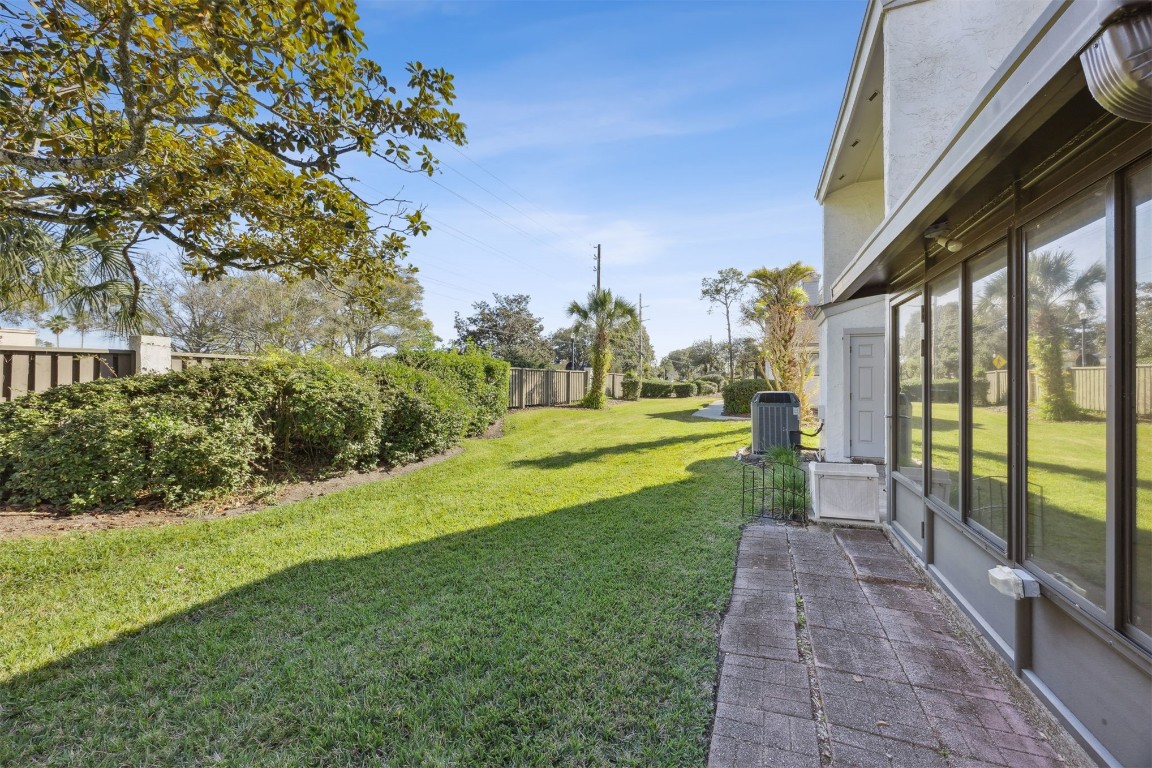 1083 E SEA HAWK DRIVE 1083