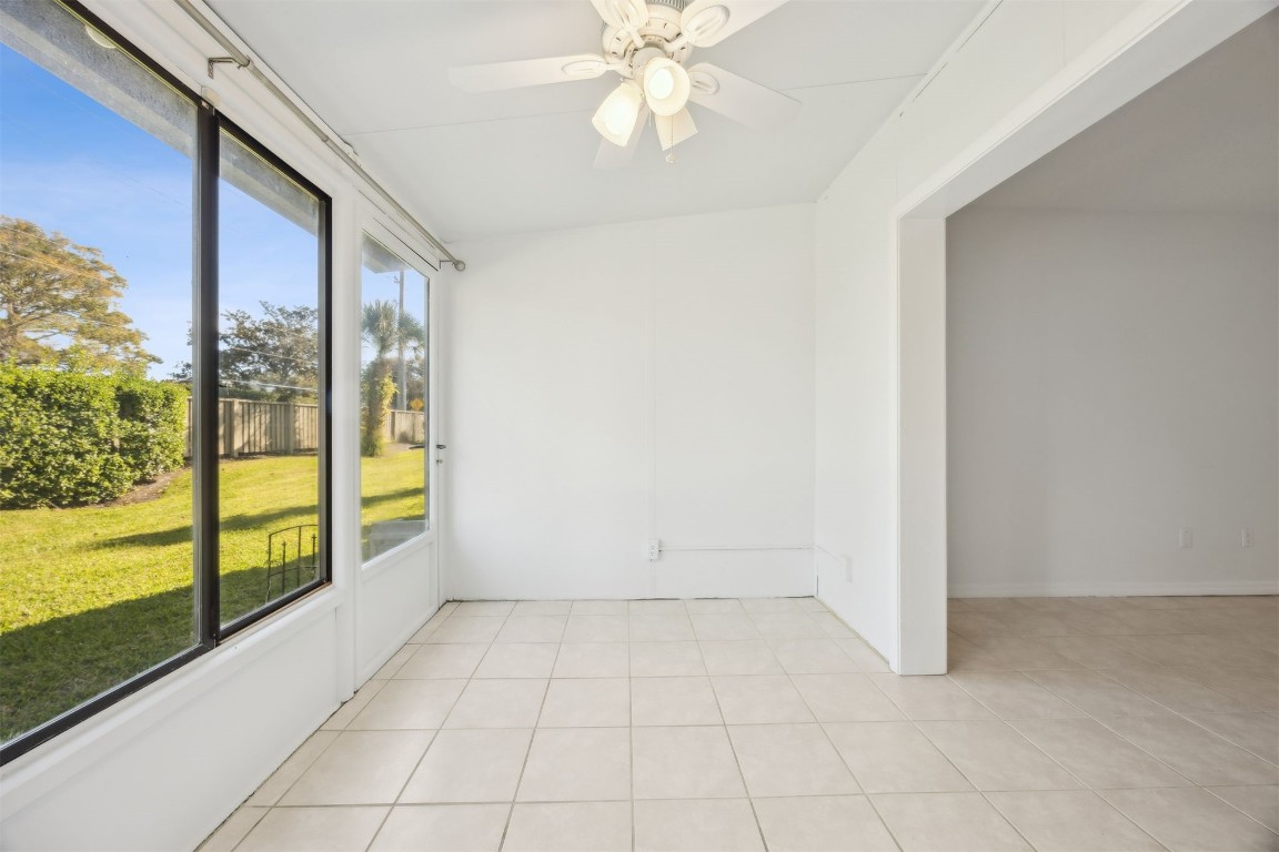 1083 E SEA HAWK DRIVE 1083