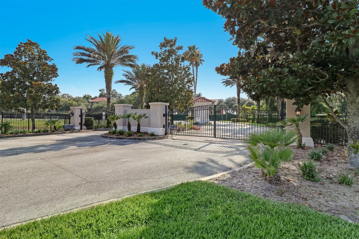 96109 HANGING MOSS DRIVE