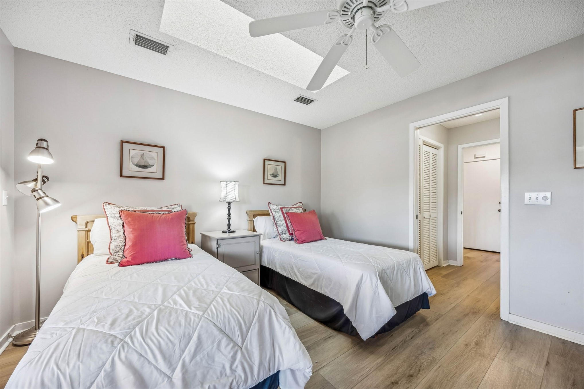 2412 BOXWOOD LANE 2412