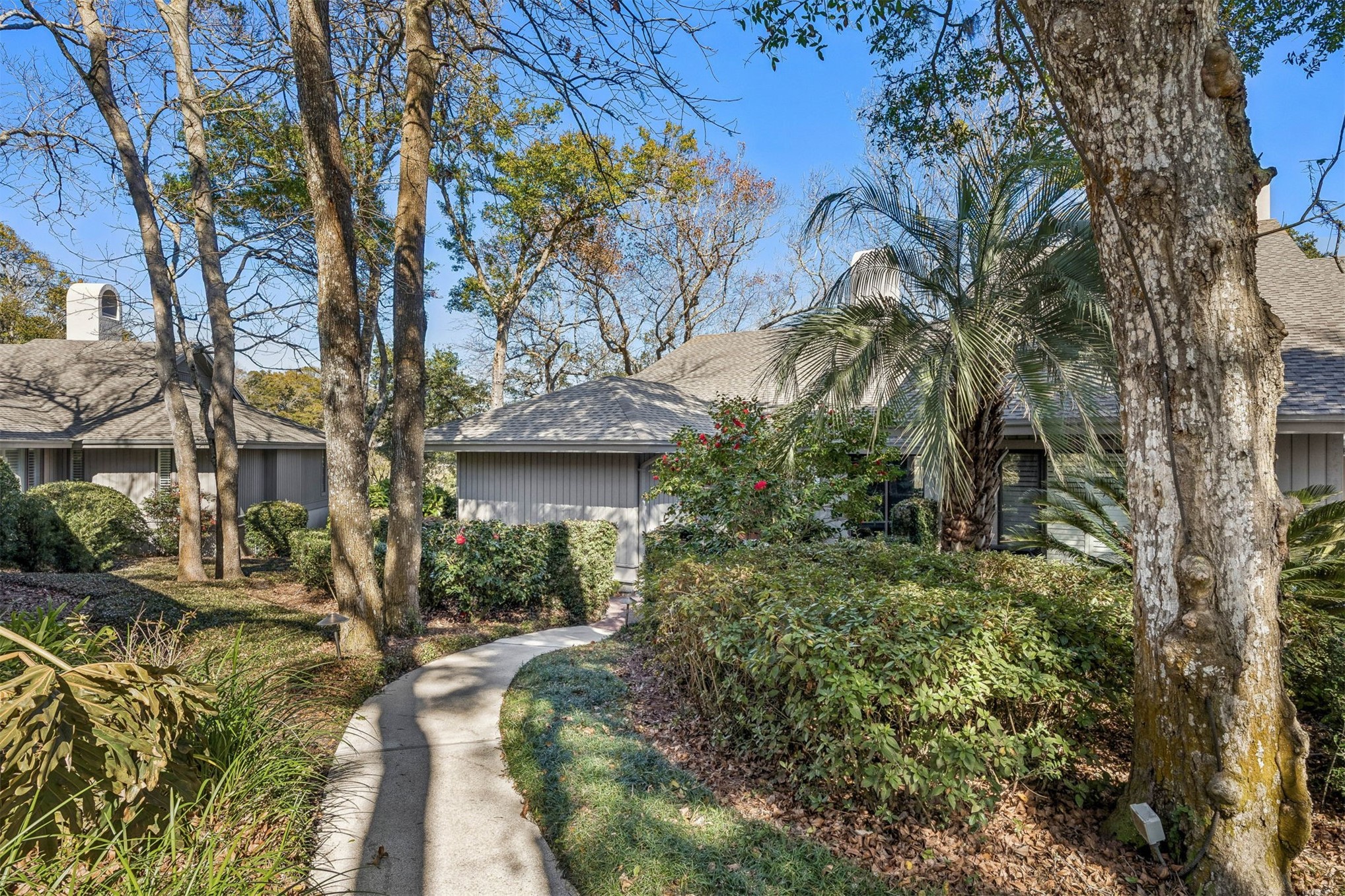 2412 BOXWOOD LANE 2412