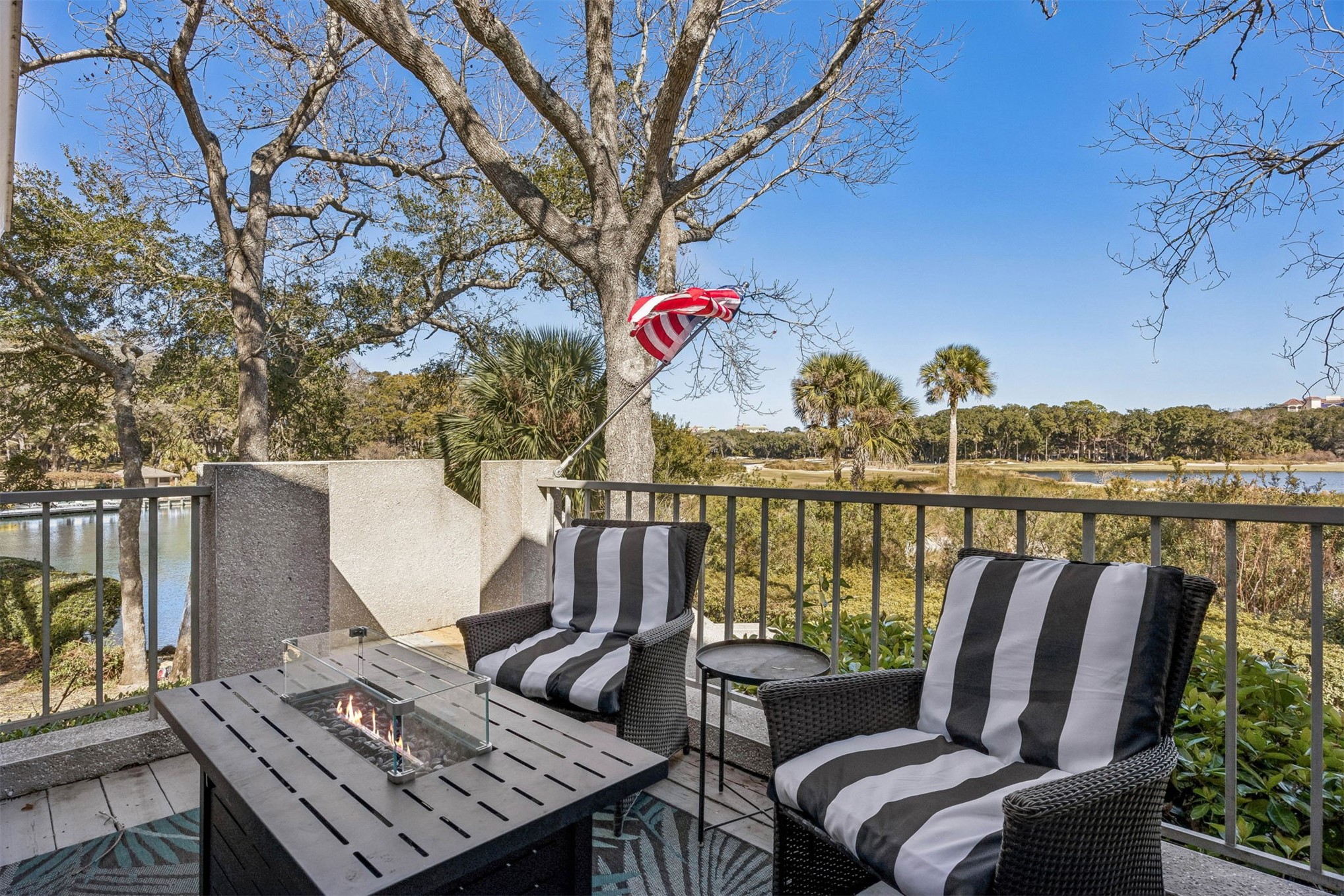2412 BOXWOOD LANE 2412