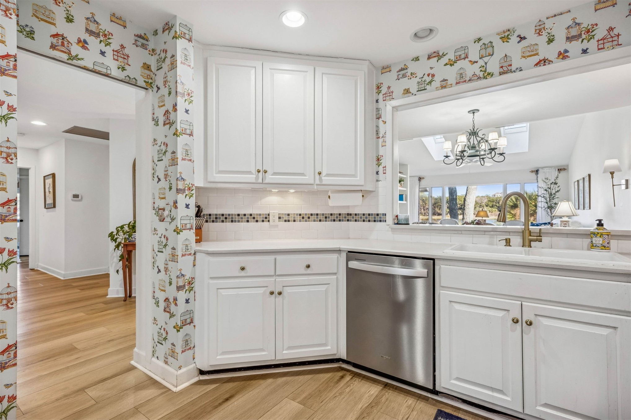 2412 BOXWOOD LANE 2412