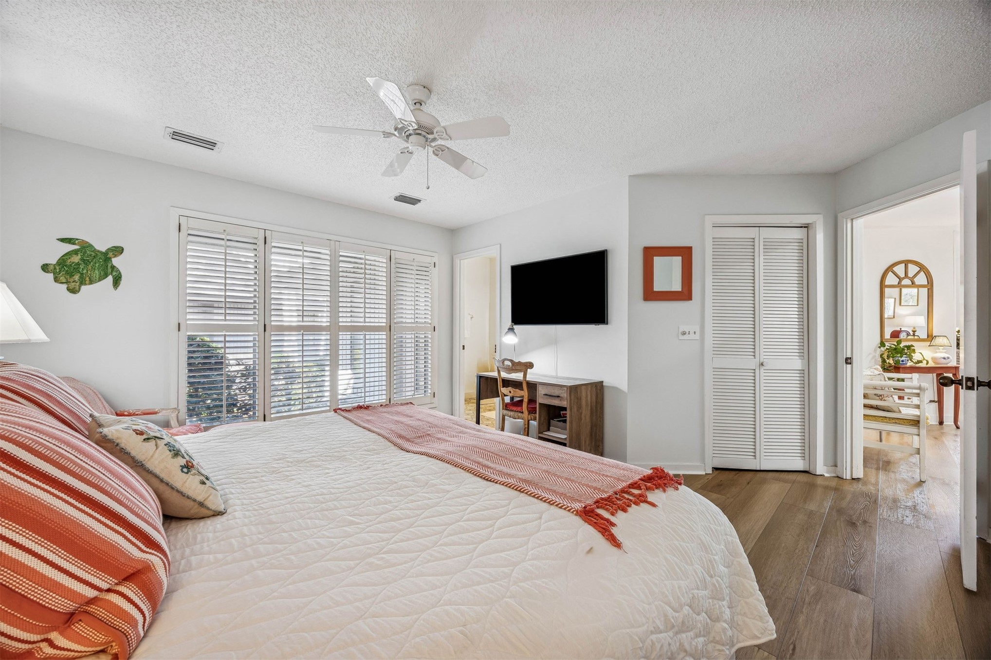 2412 BOXWOOD LANE 2412