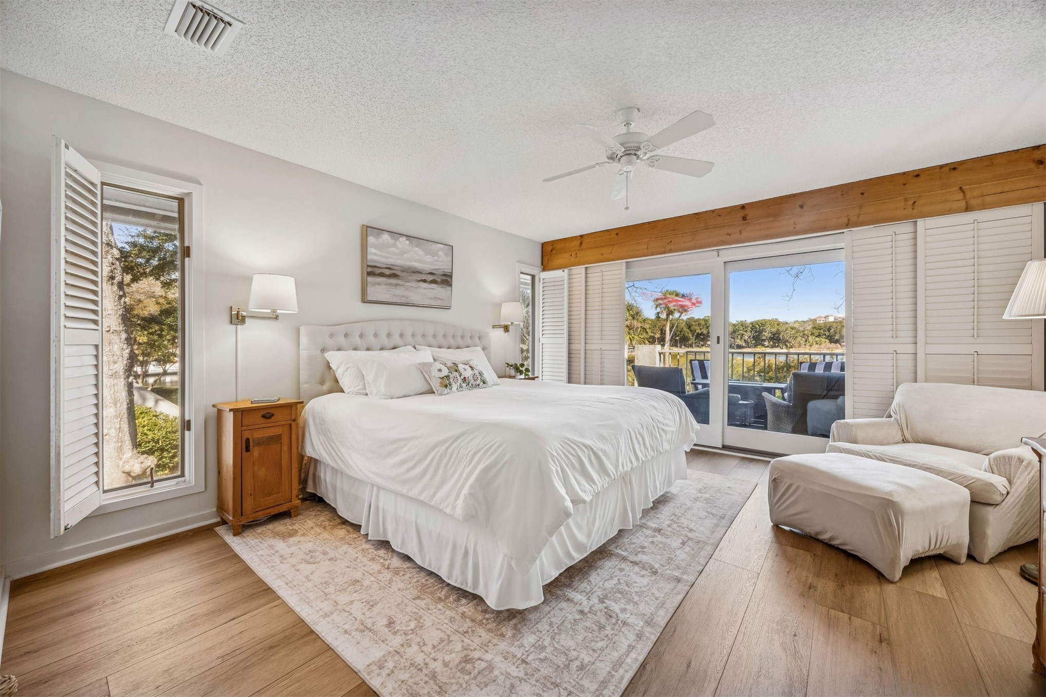 2412 BOXWOOD LANE 2412