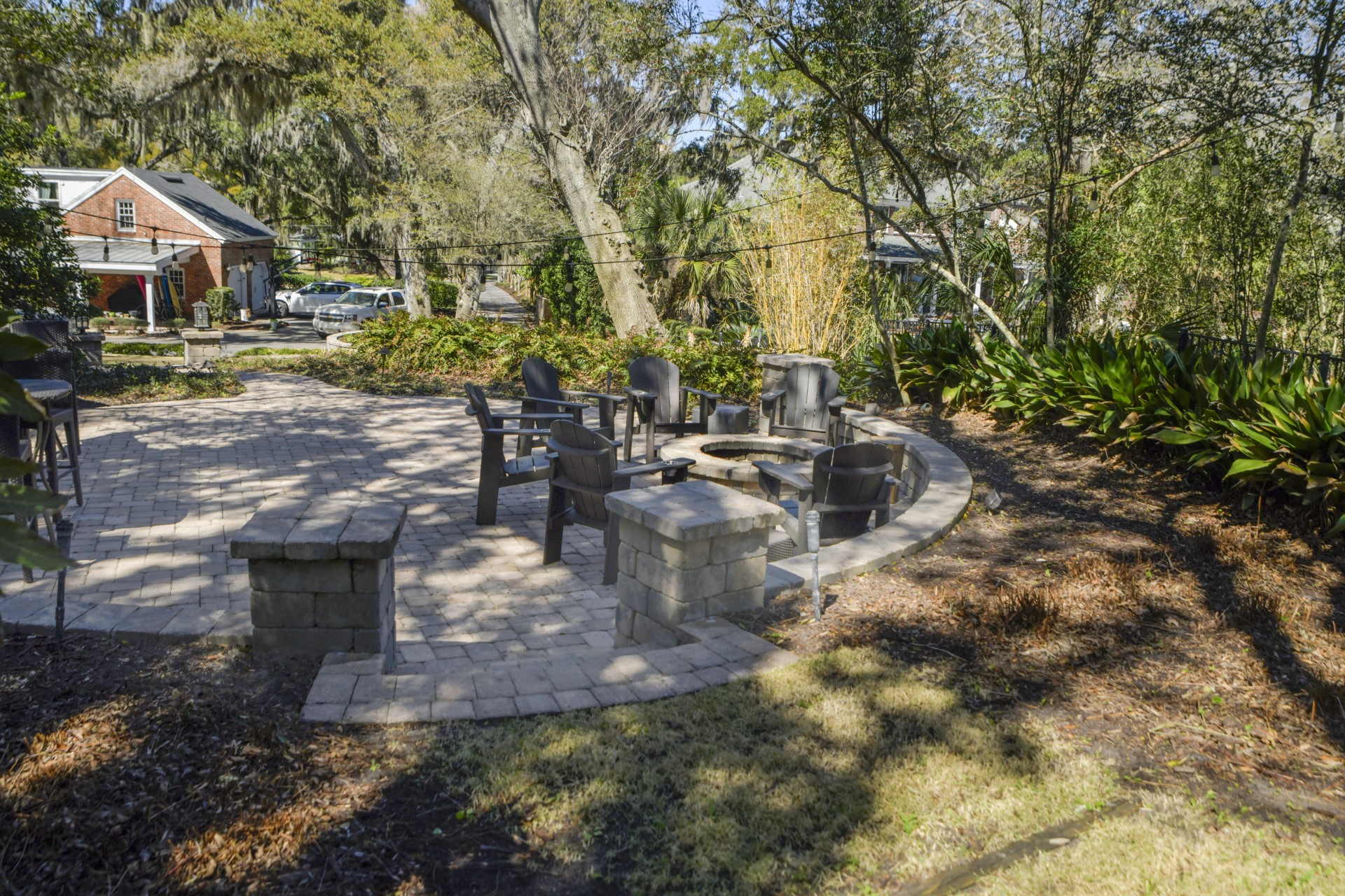 1814 HIGHLAND DRIVE