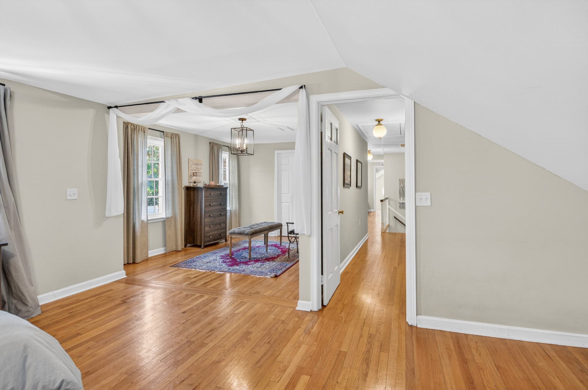 1814 HIGHLAND DRIVE