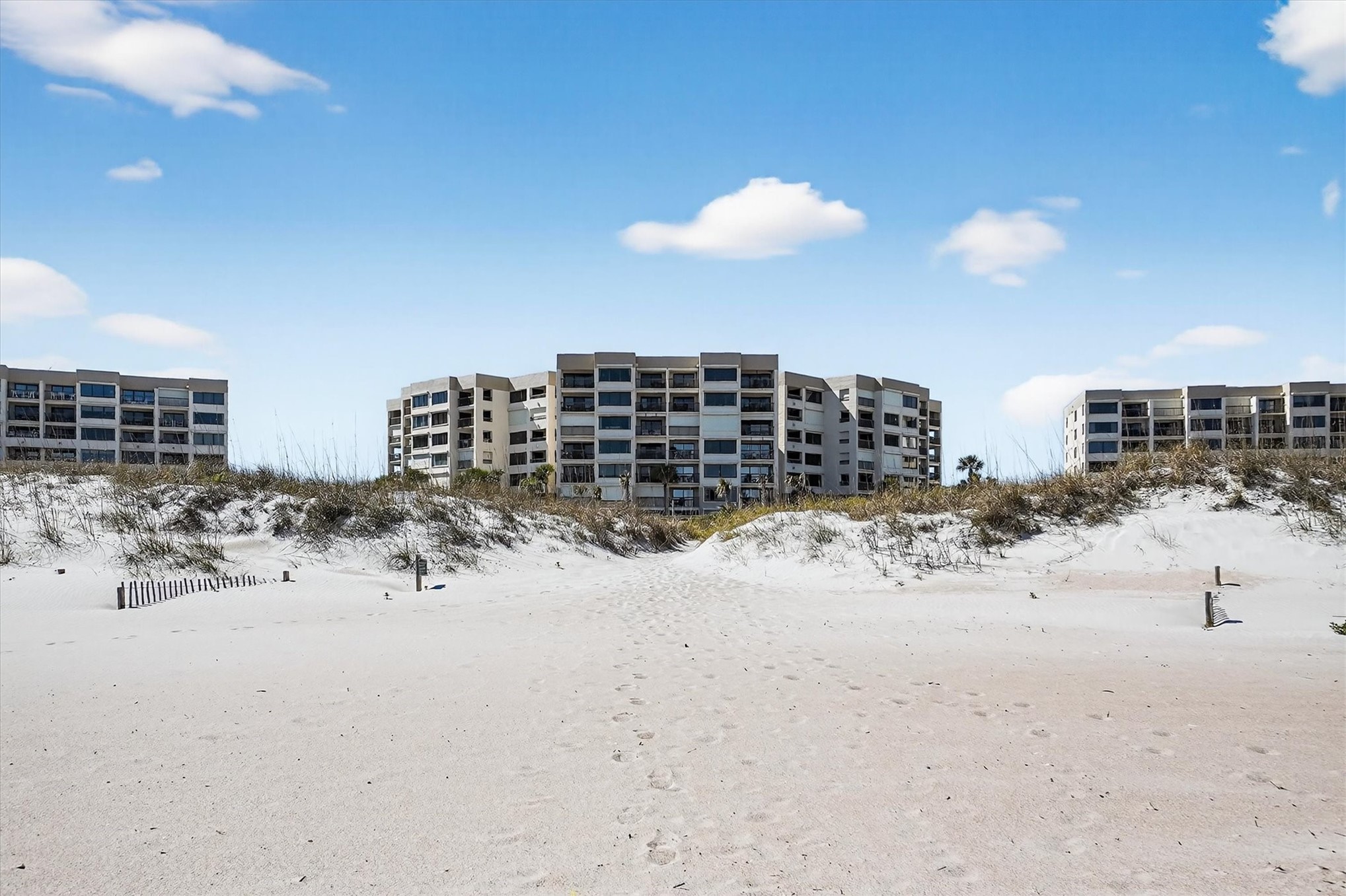 4800 AMELIA ISLAND PARKWAY B128