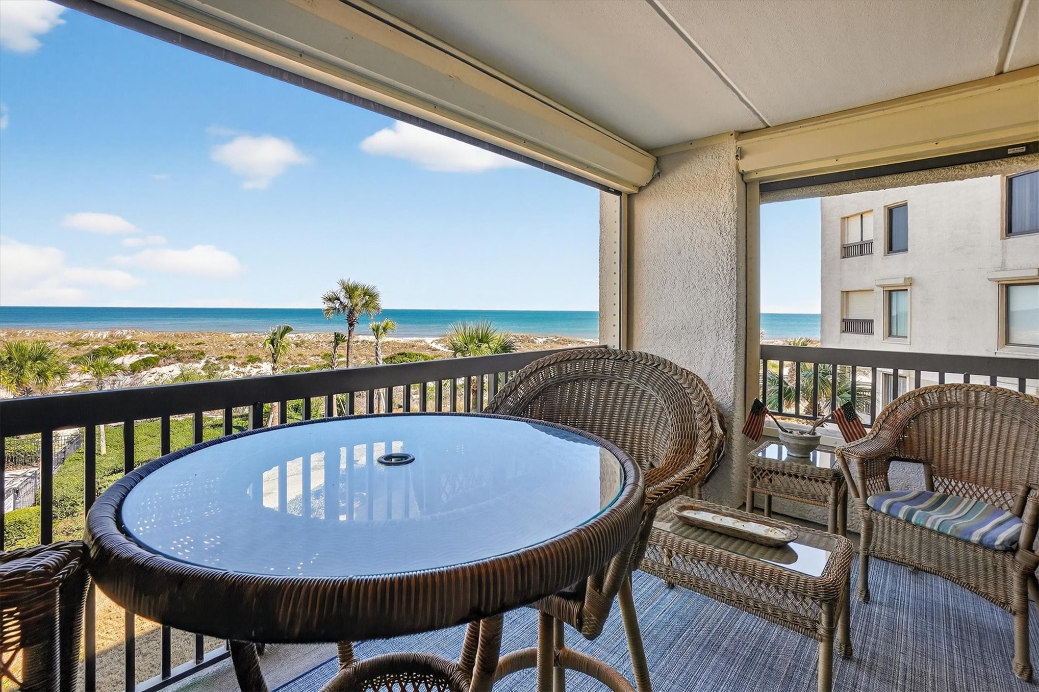 4800 AMELIA ISLAND PARKWAY B128