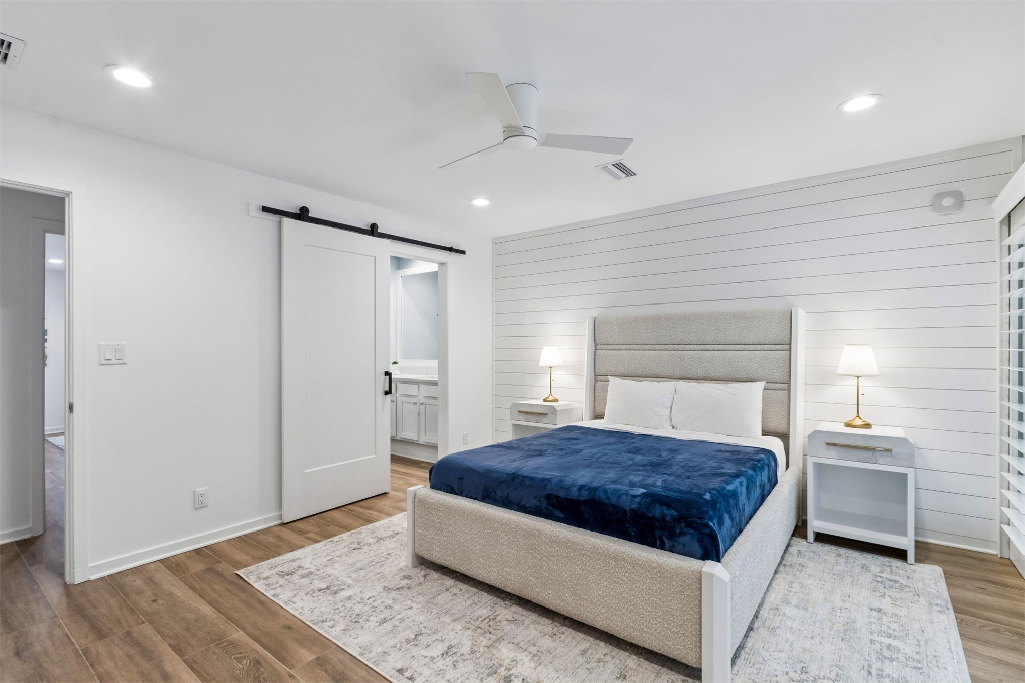 3211 SEA MARSH ROAD 3211