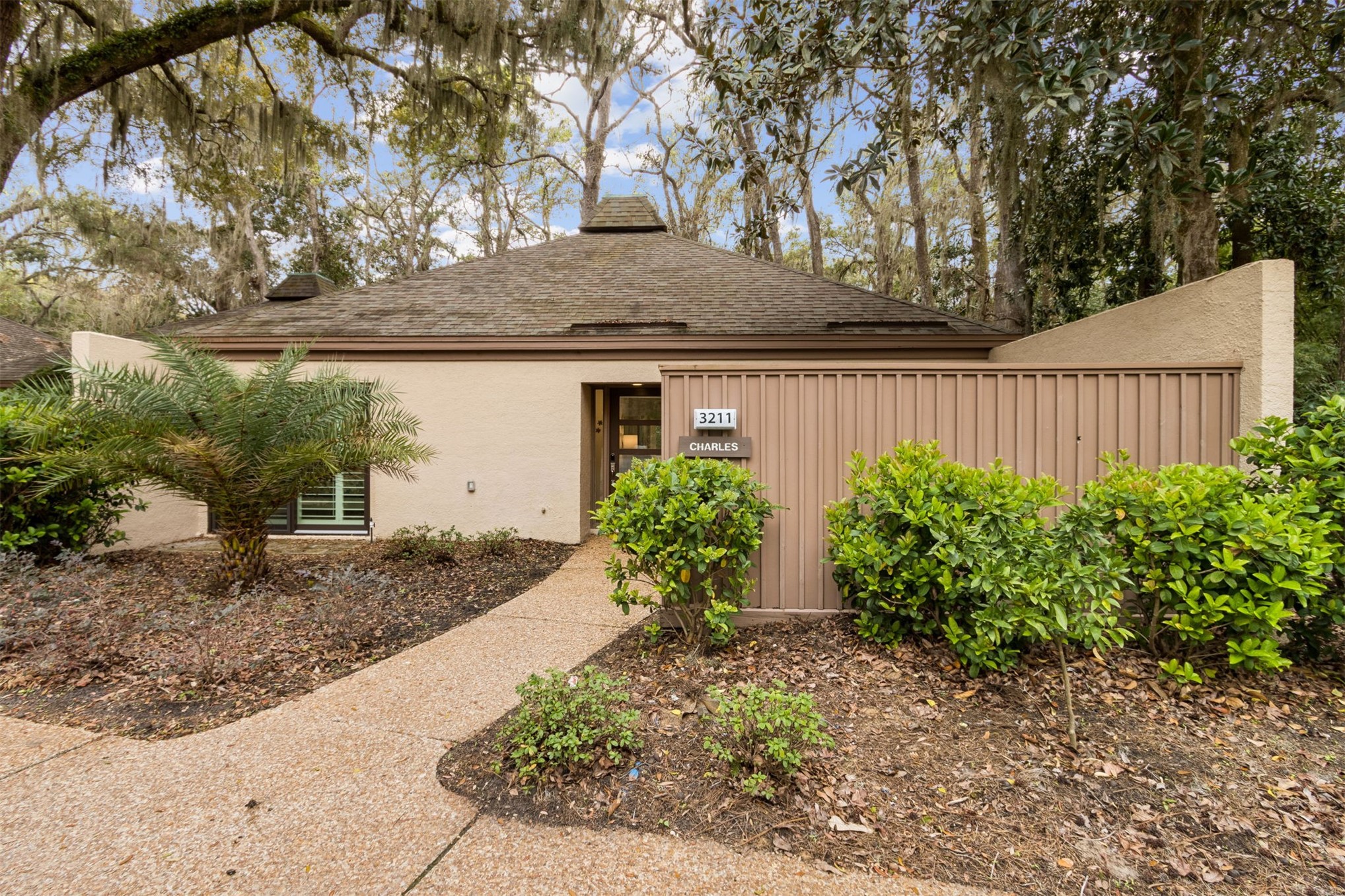3211 SEA MARSH ROAD 3211