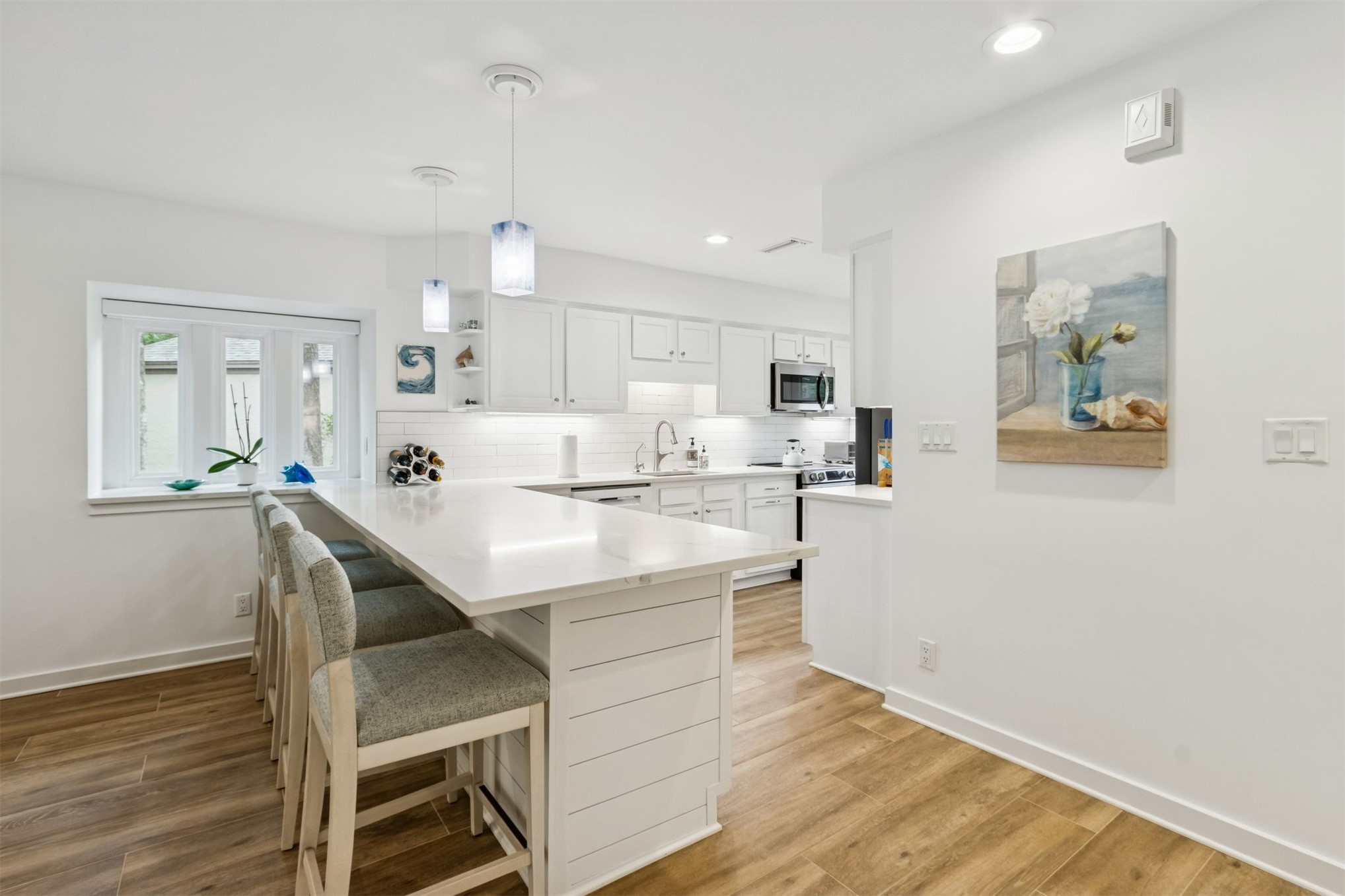 3211 SEA MARSH ROAD 3211