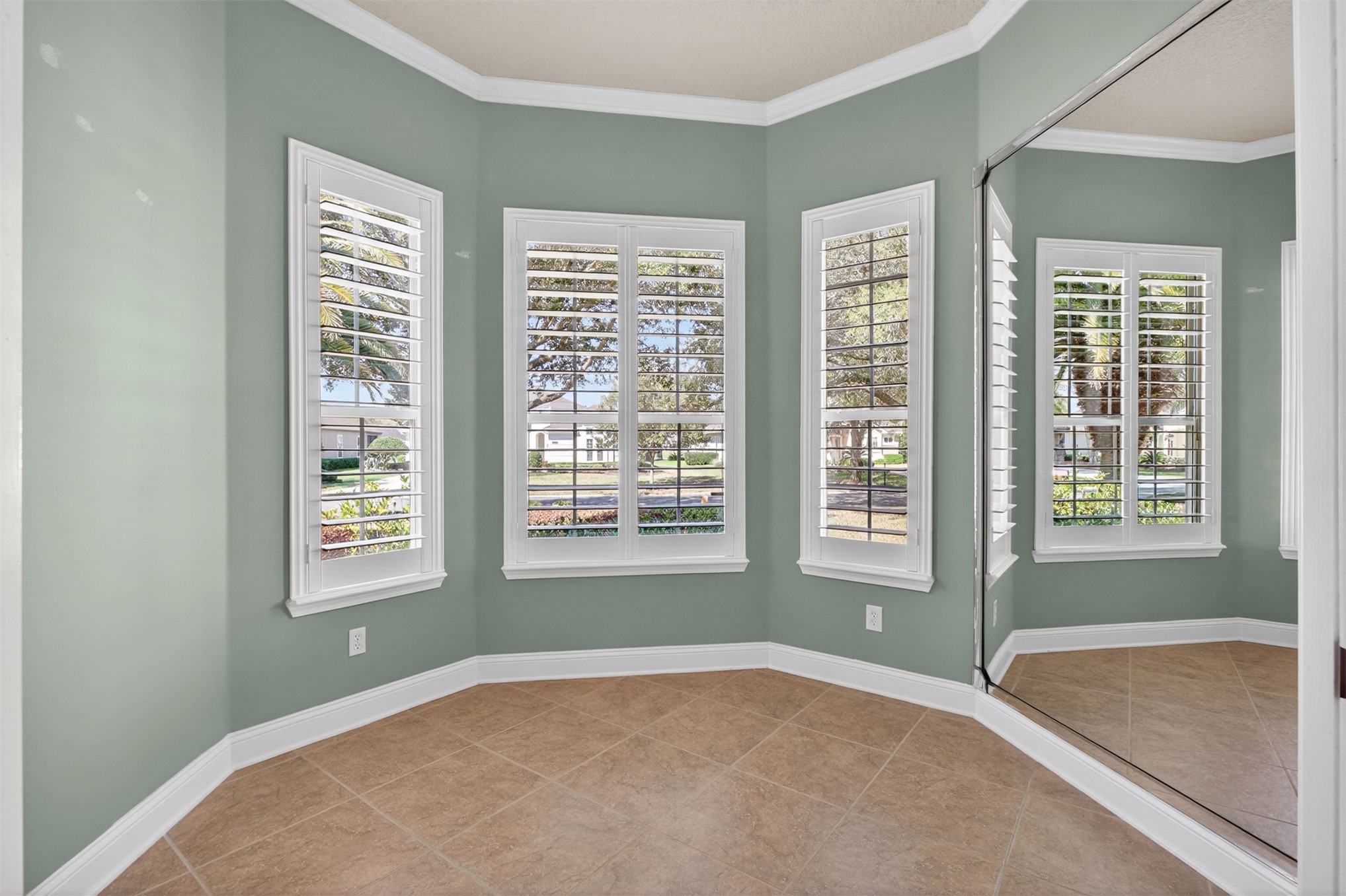 95205 AMELIA NATIONAL