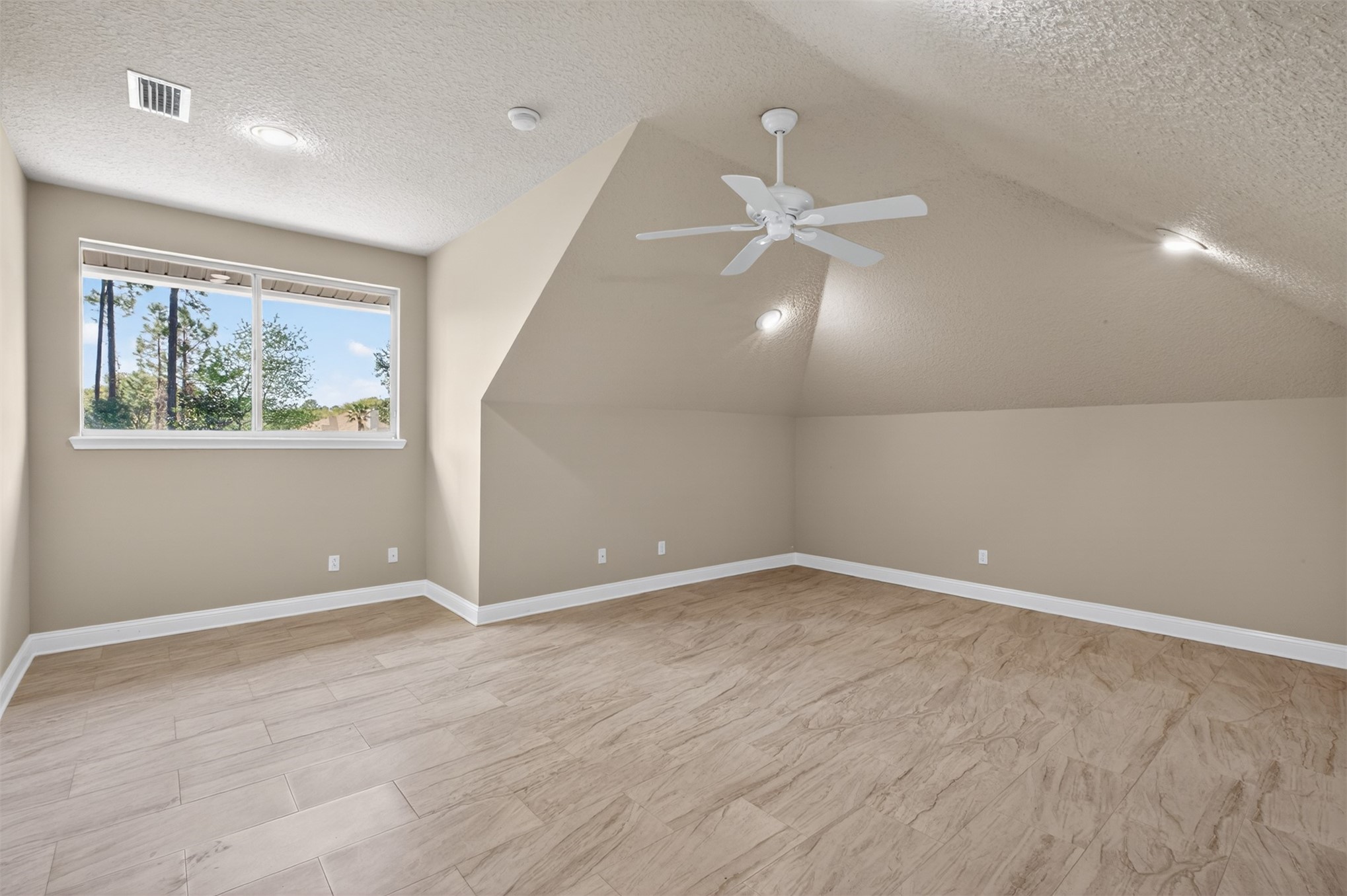 95205 AMELIA NATIONAL