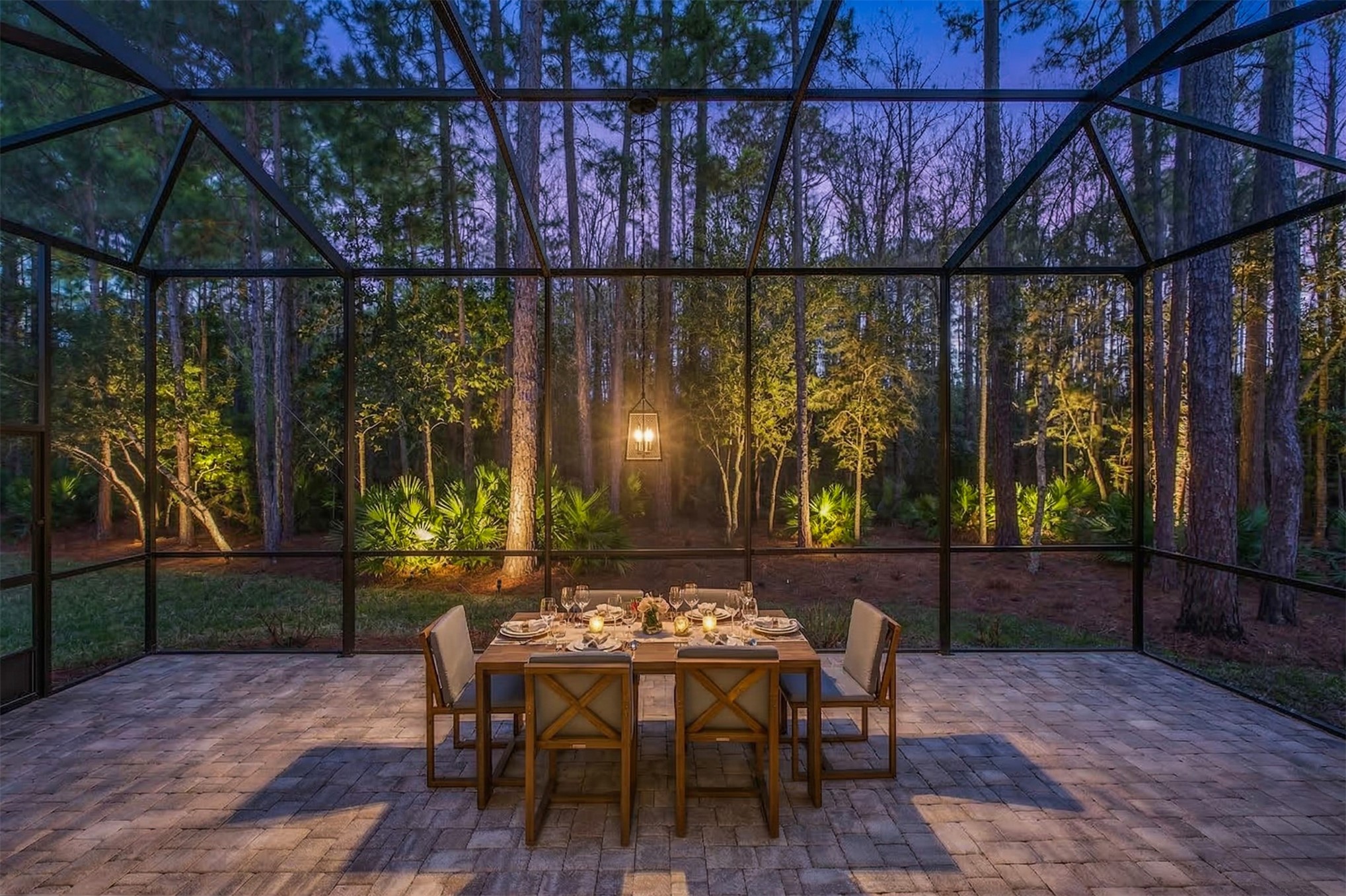 95205 AMELIA NATIONAL