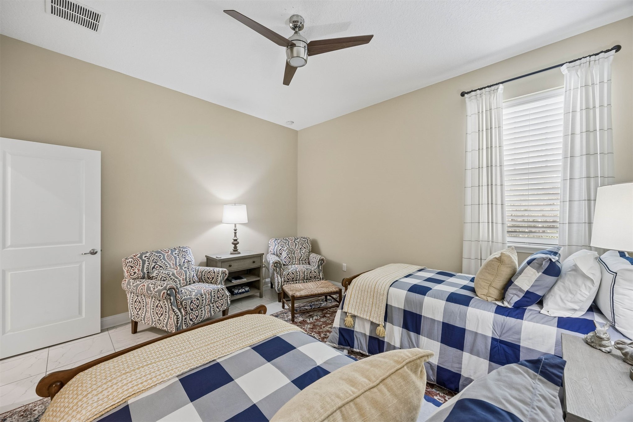 95310 SUMMERWOODS CIRCLE 506