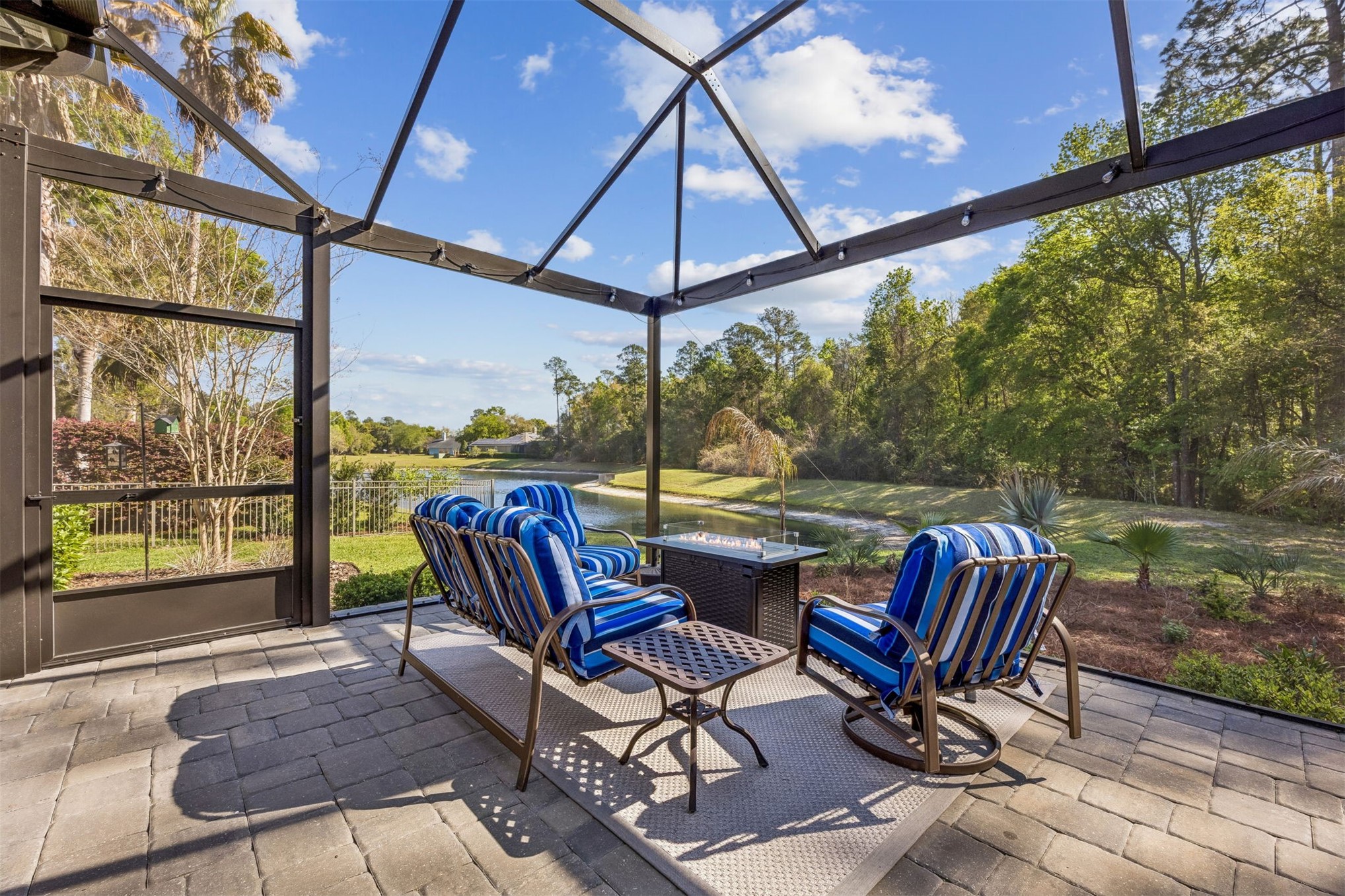 862456 NORTH HAMPTON CLUB WAY