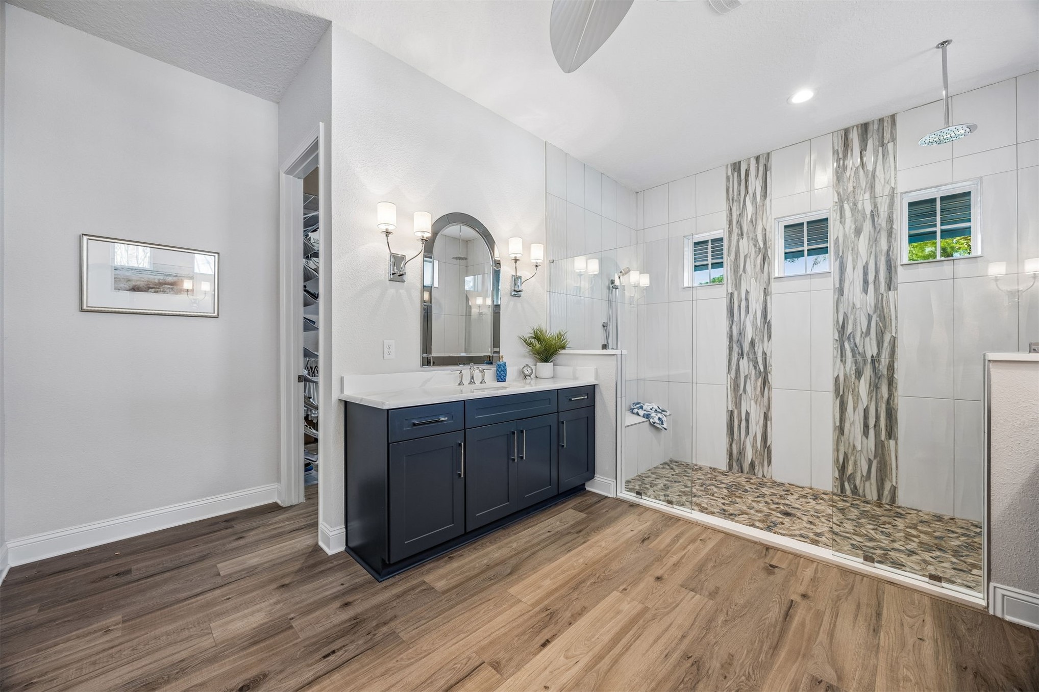862456 NORTH HAMPTON CLUB WAY