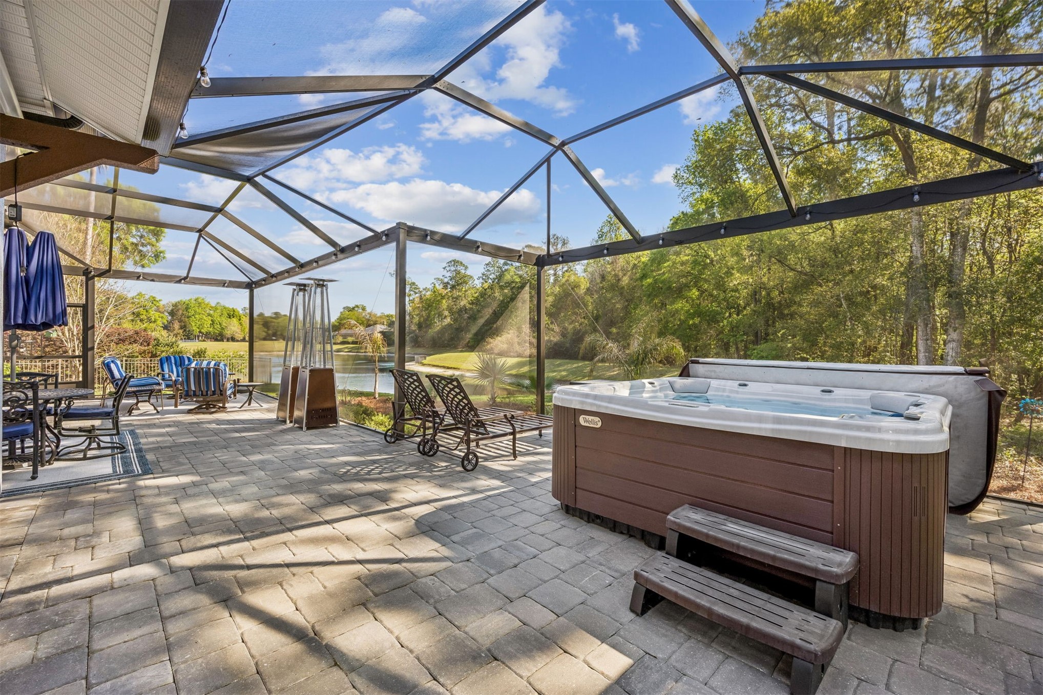 862456 NORTH HAMPTON CLUB WAY