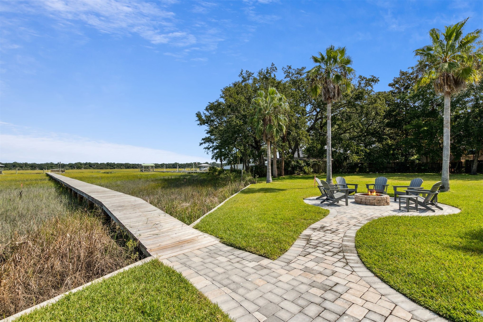1421 HIGHLAND DRIVE