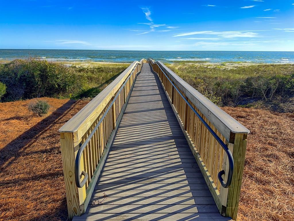 8030 FIRST COAST HIGHWAY 201