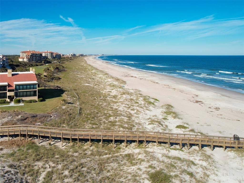 8030 FIRST COAST HIGHWAY 201