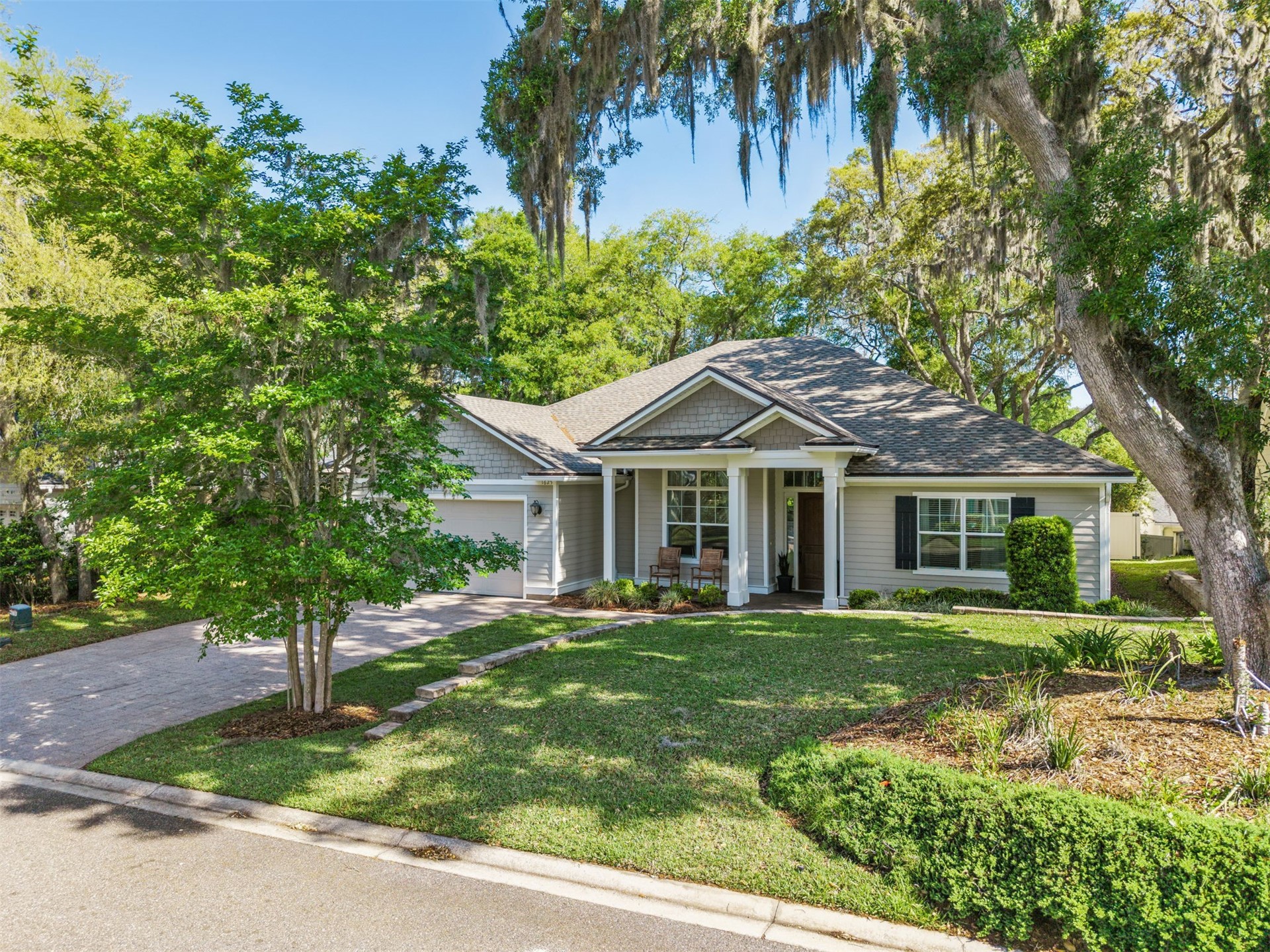 1625 HIGHLAND DUNES WAY