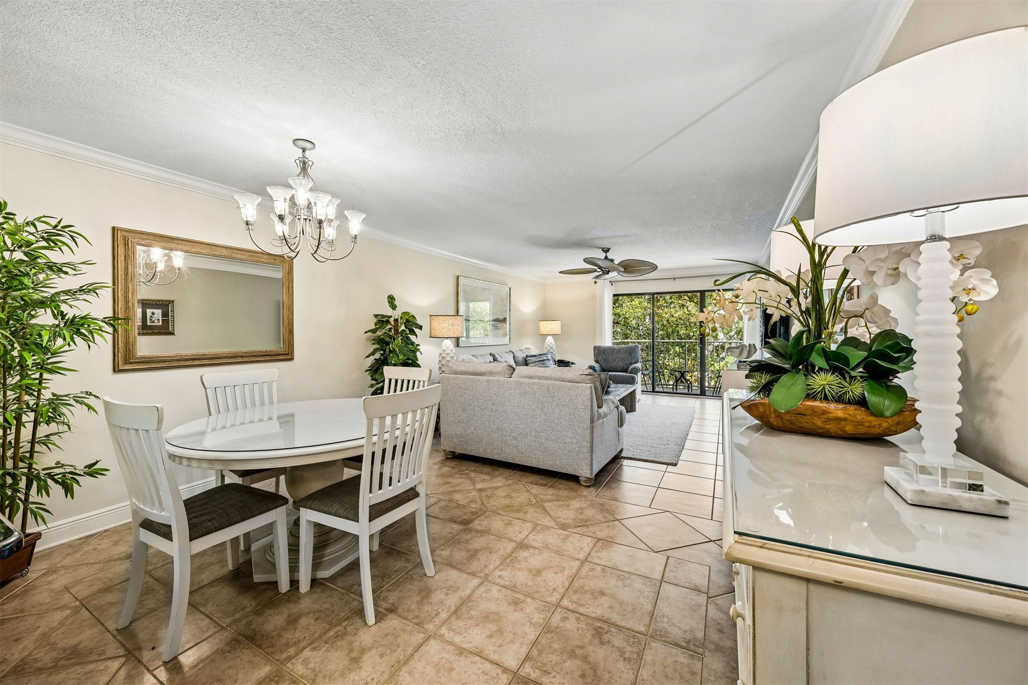 2117 BEACH WOOD 2117