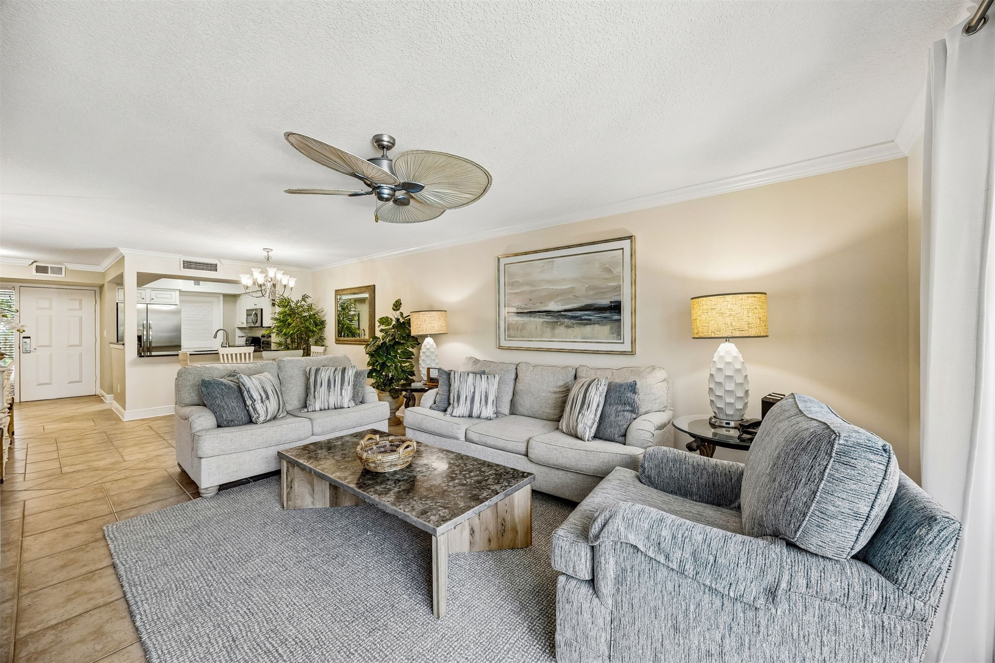 2117 BEACH WOOD 2117