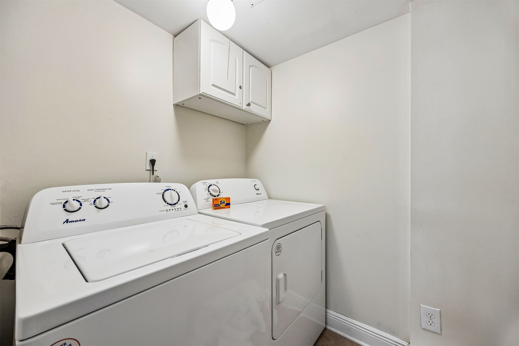 2117 BEACH WOOD 2117