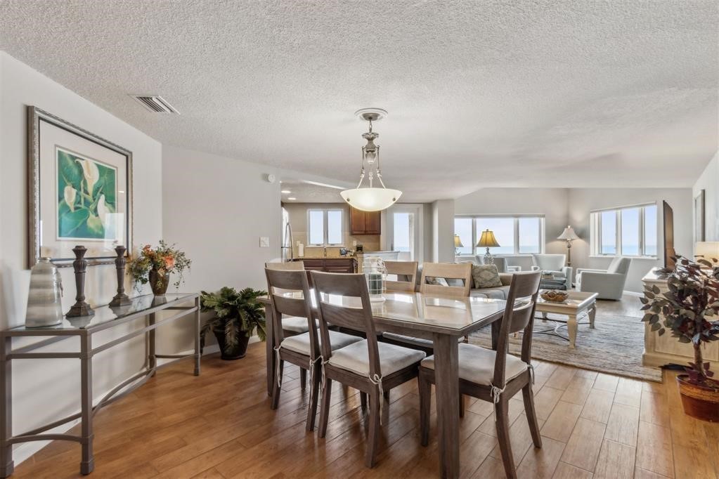 318 SANDCASTLES COURT 278