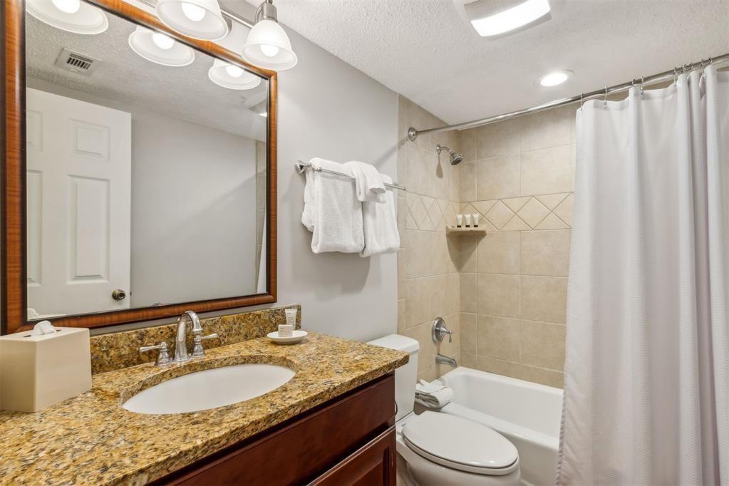 318 SANDCASTLES COURT 278