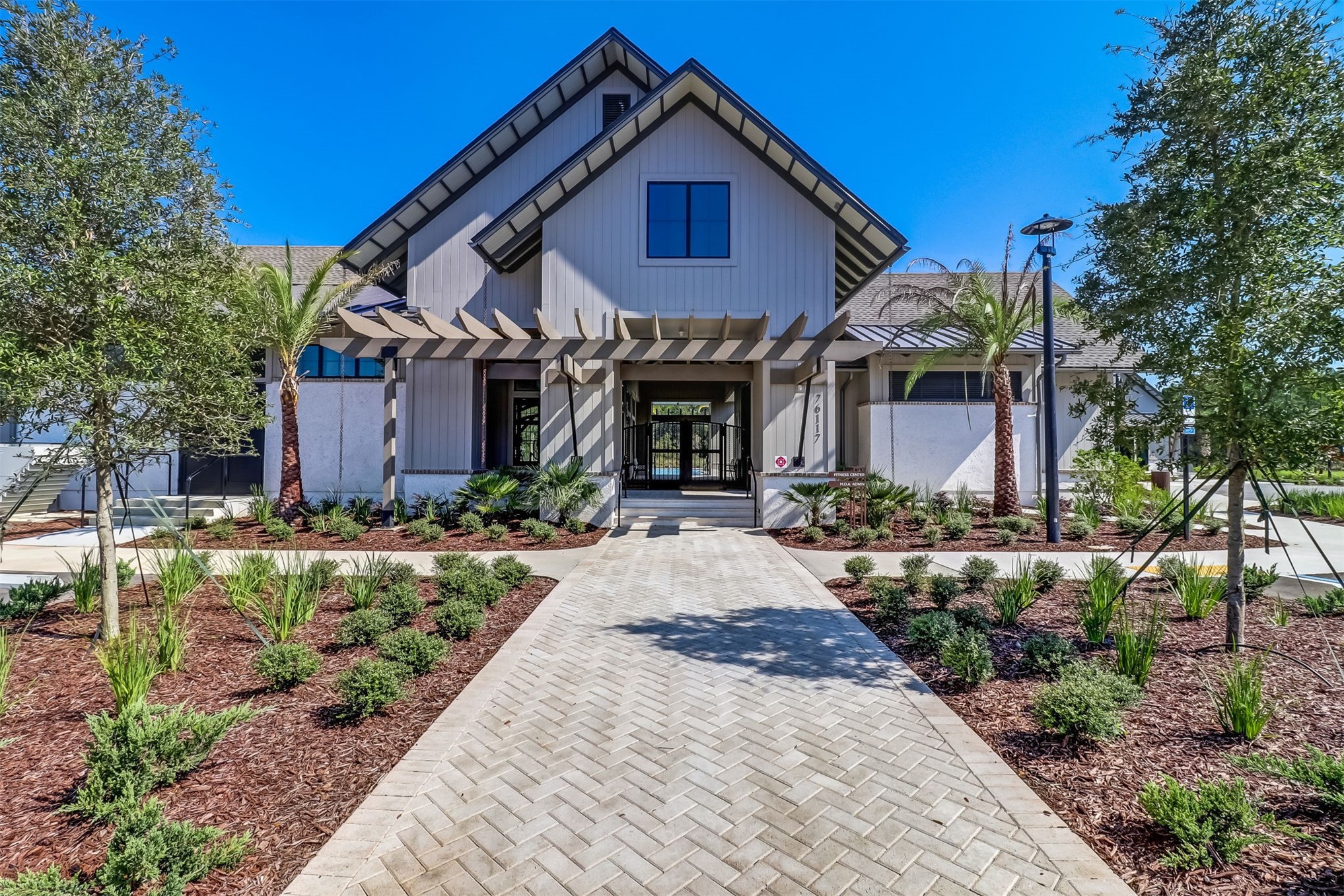 75133 PONDSIDE LANE