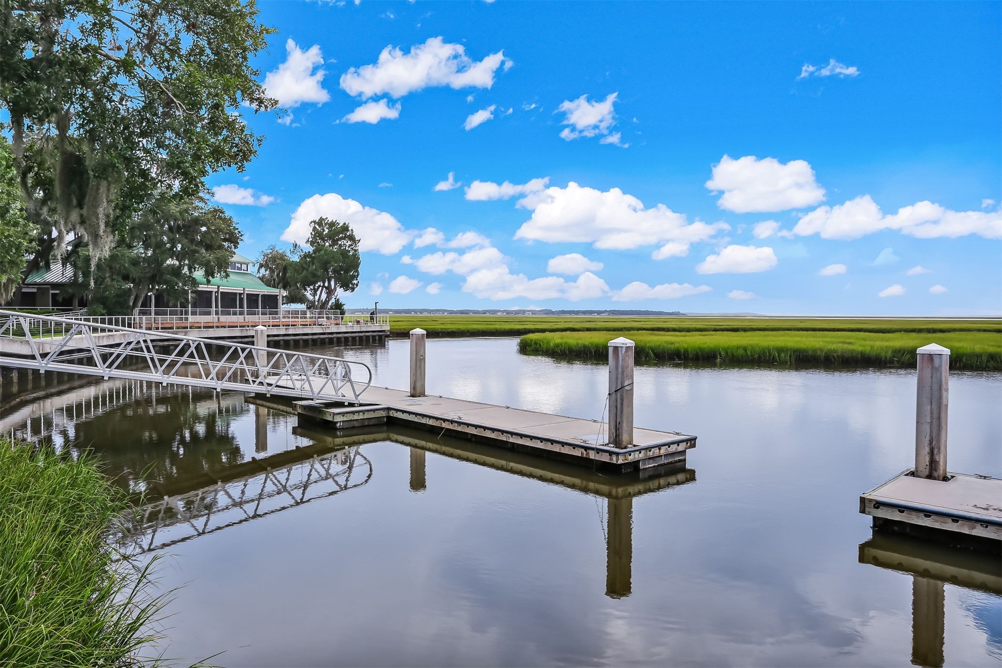 1426 BEACH WALKER ROAD