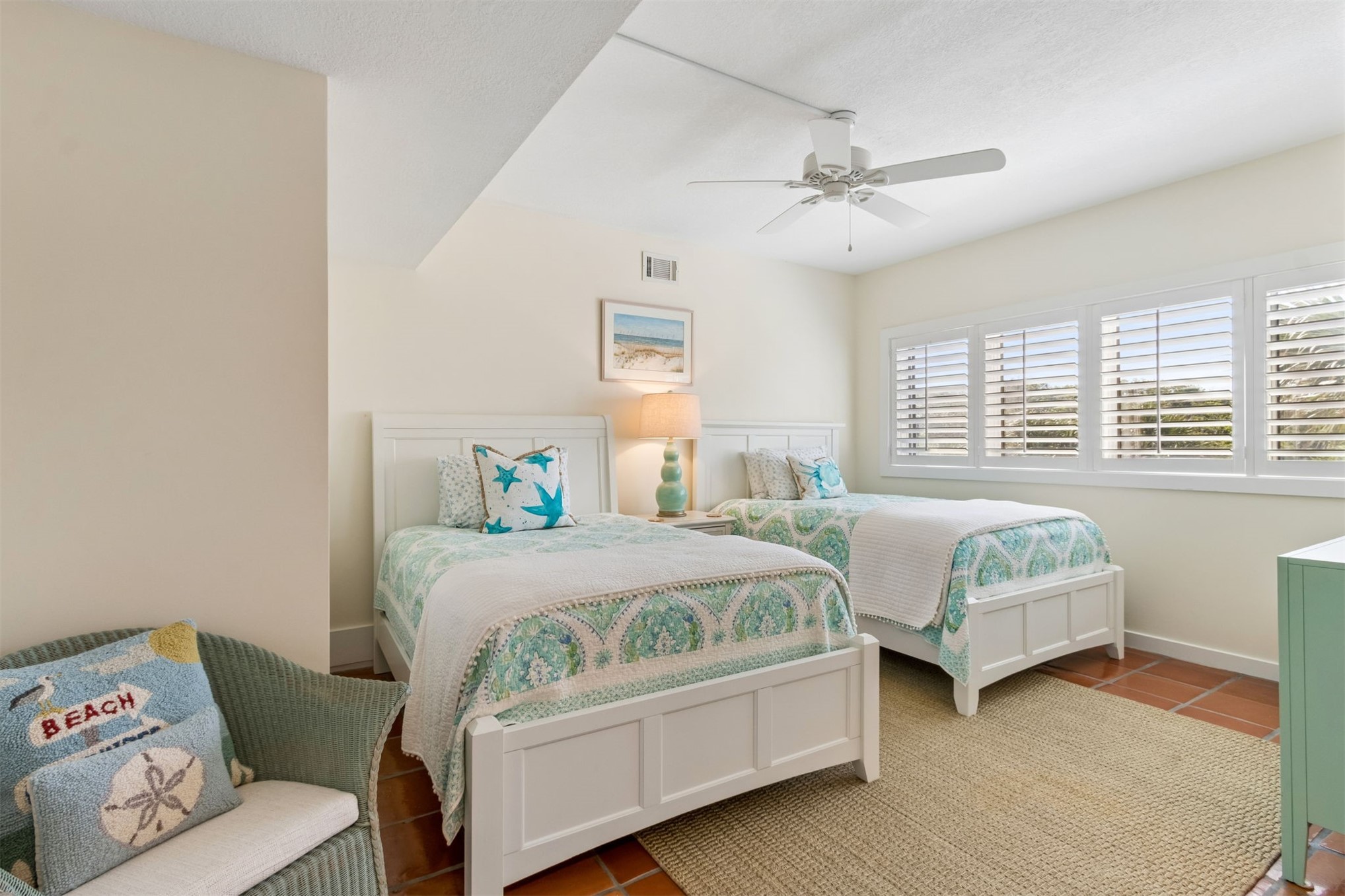1426 BEACH WALKER ROAD