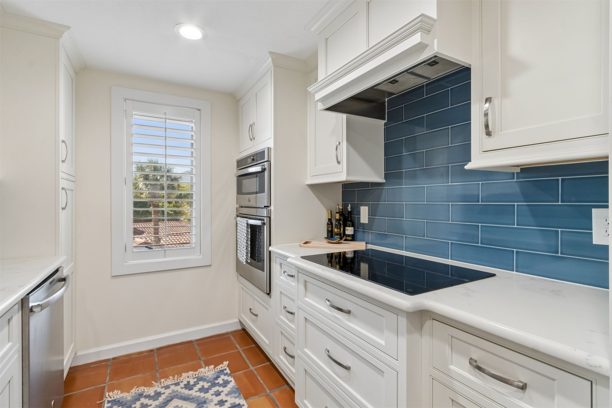 1426 BEACH WALKER ROAD