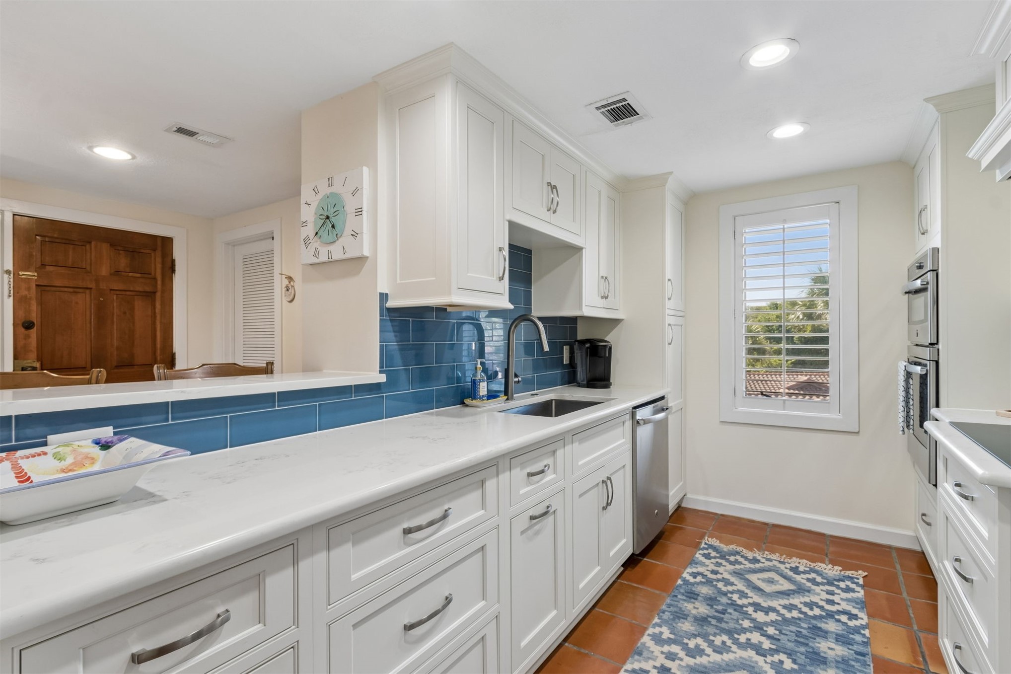 1426 BEACH WALKER ROAD