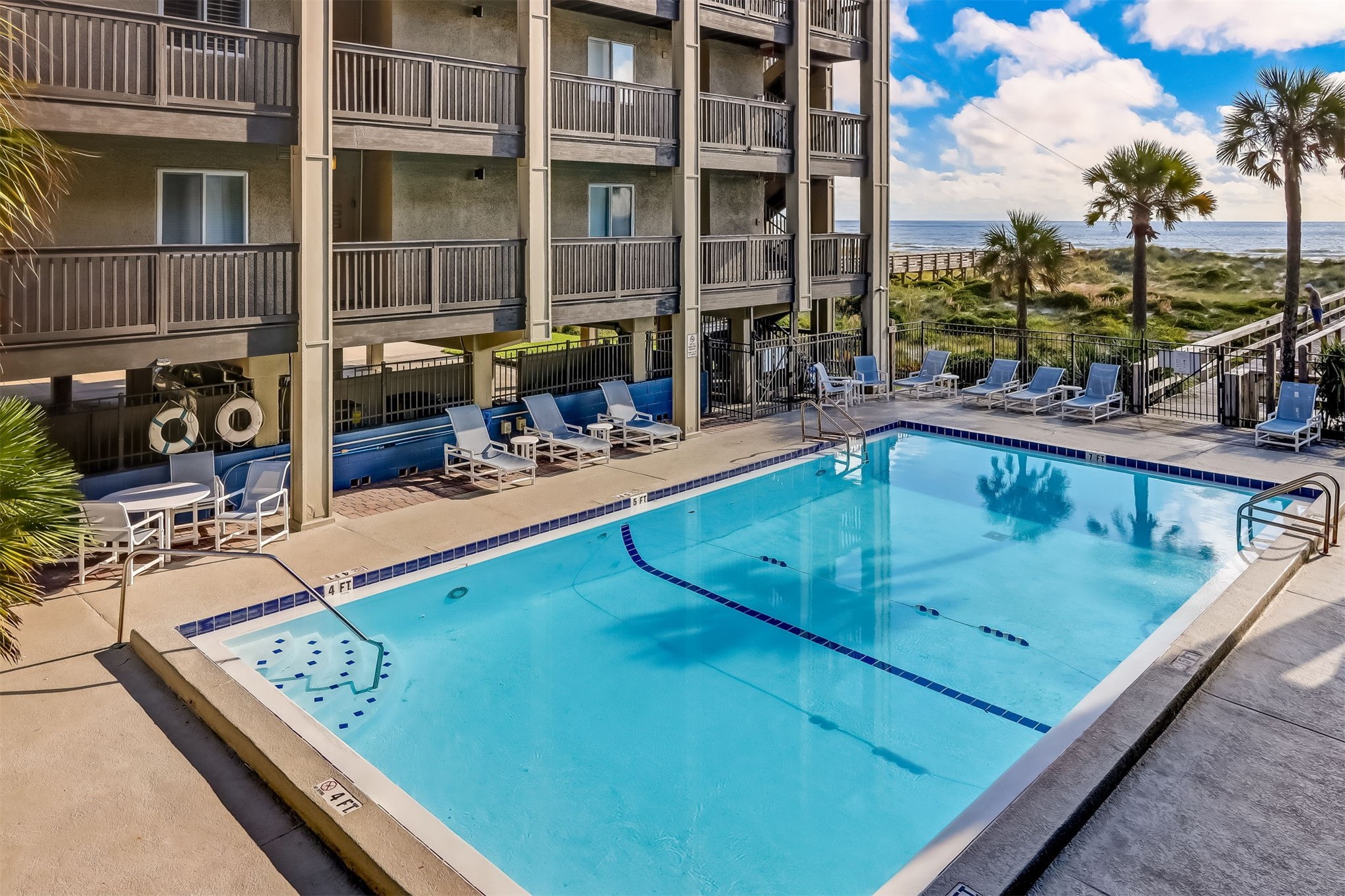 3056 S FLETCHER AVENUE 105