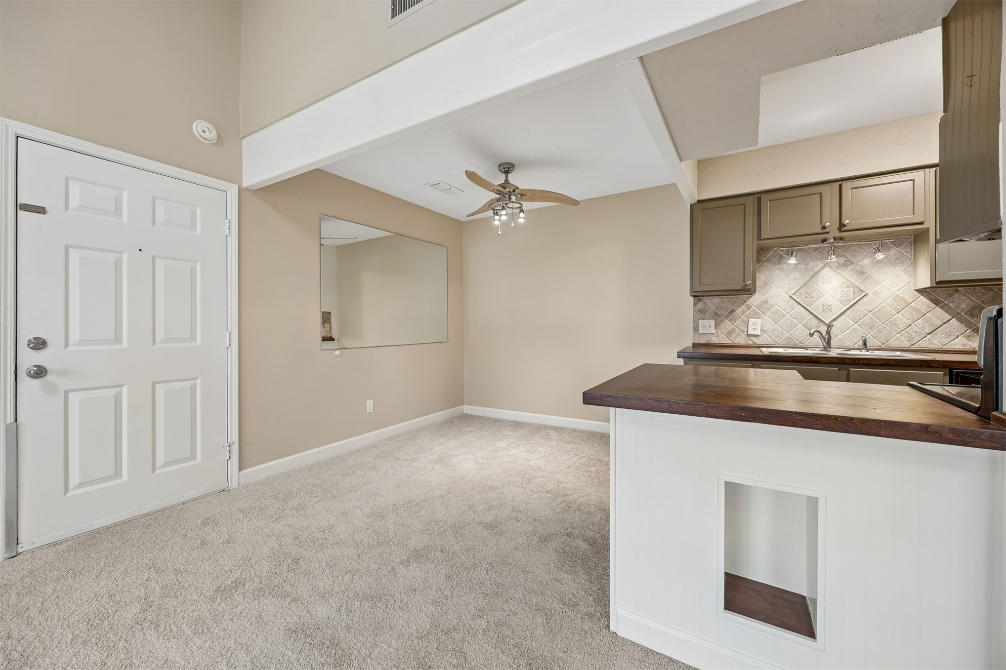 2885 FOREST RIDGE DRIVE U-5