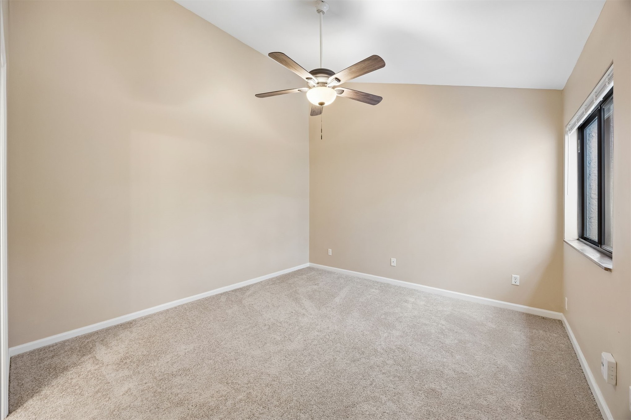 2885 FOREST RIDGE DRIVE U-5