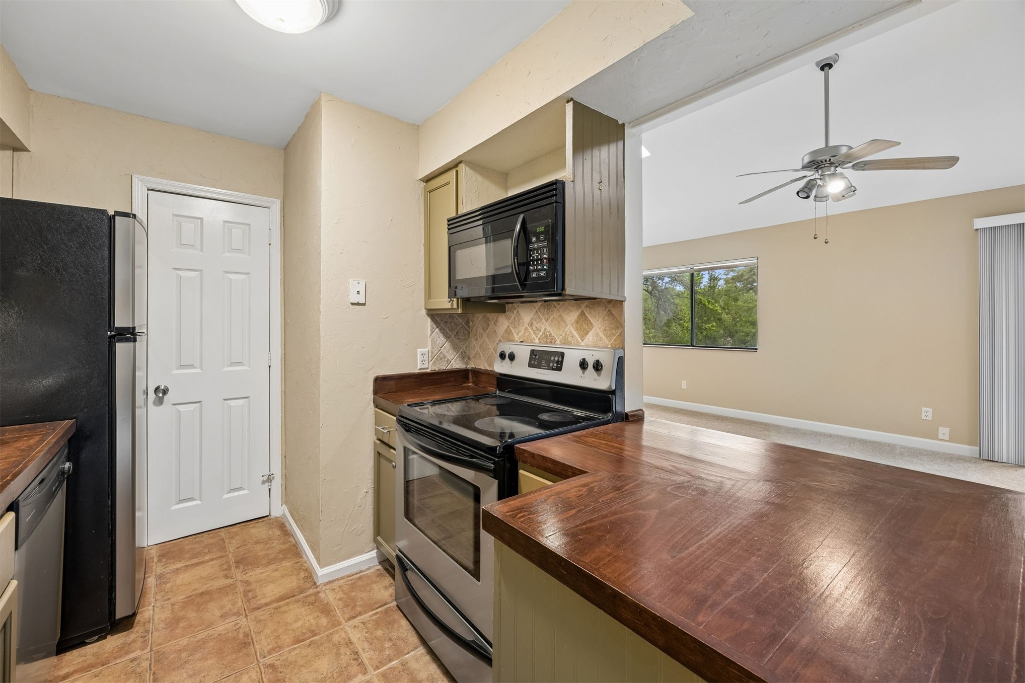 2885 FOREST RIDGE DRIVE U-5