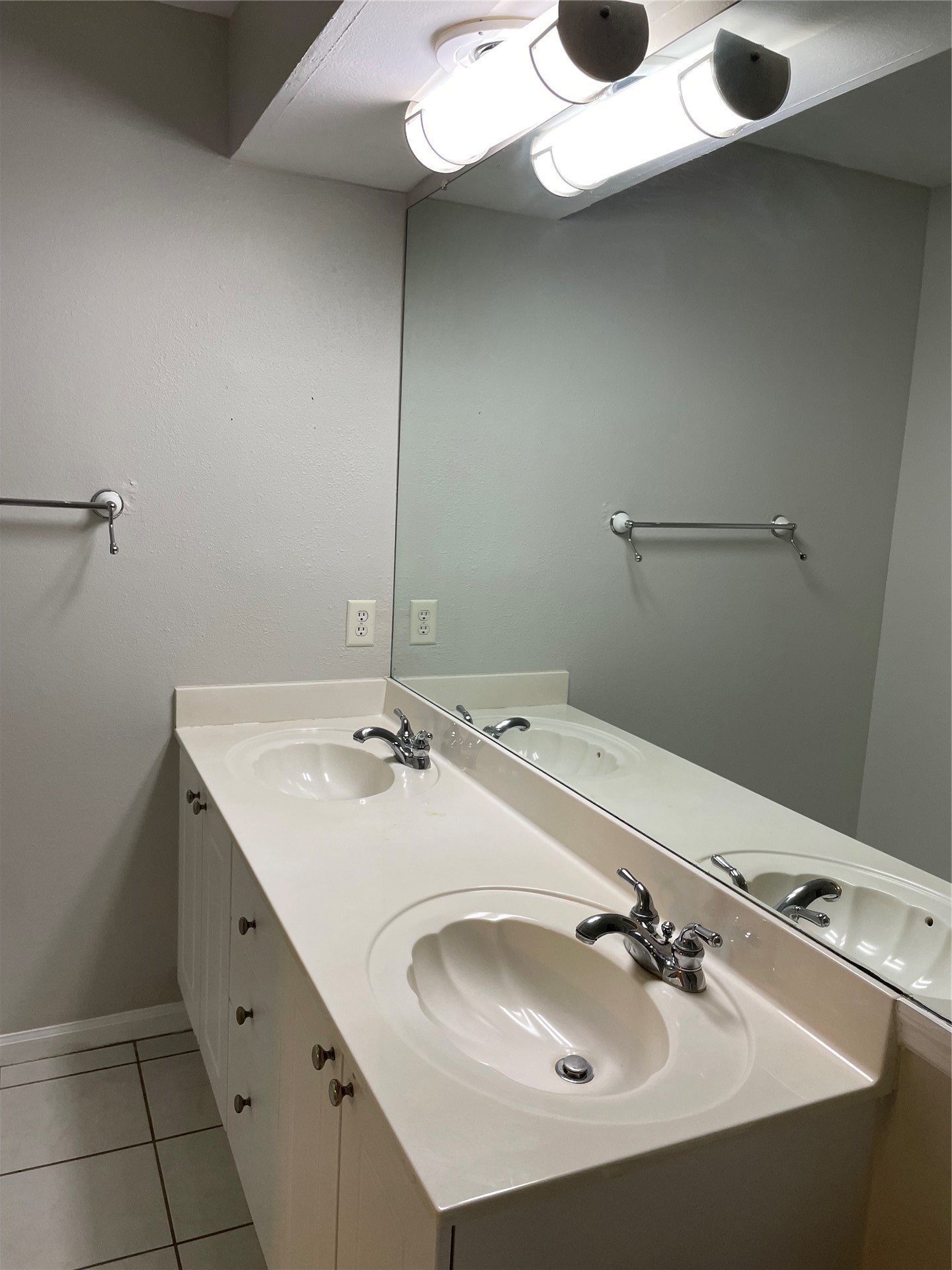 30970 PARADISE COMMONS #313