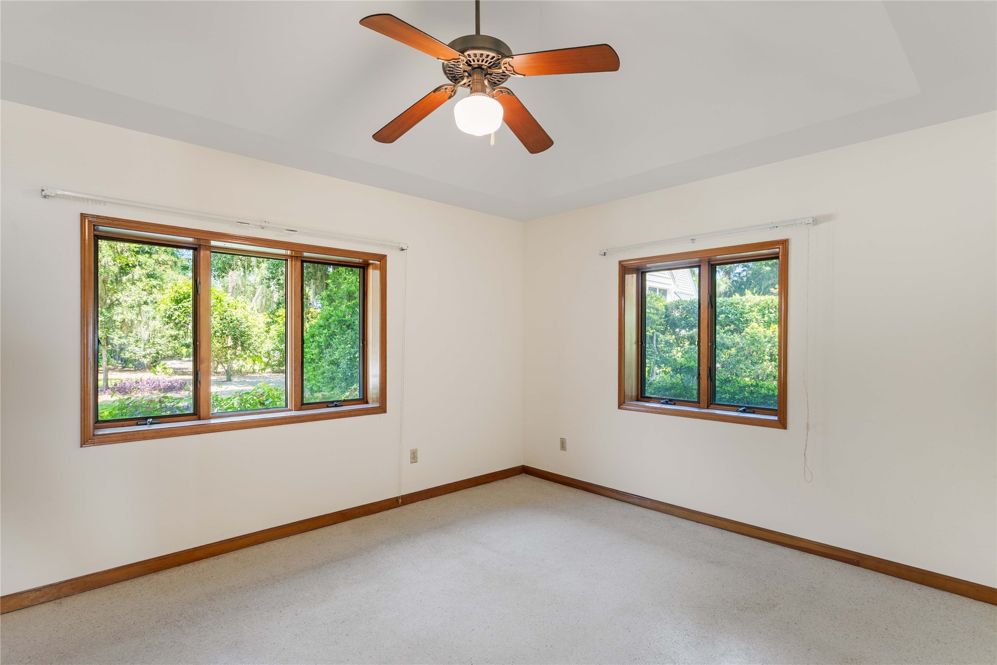 1209 MANUCY ROAD
