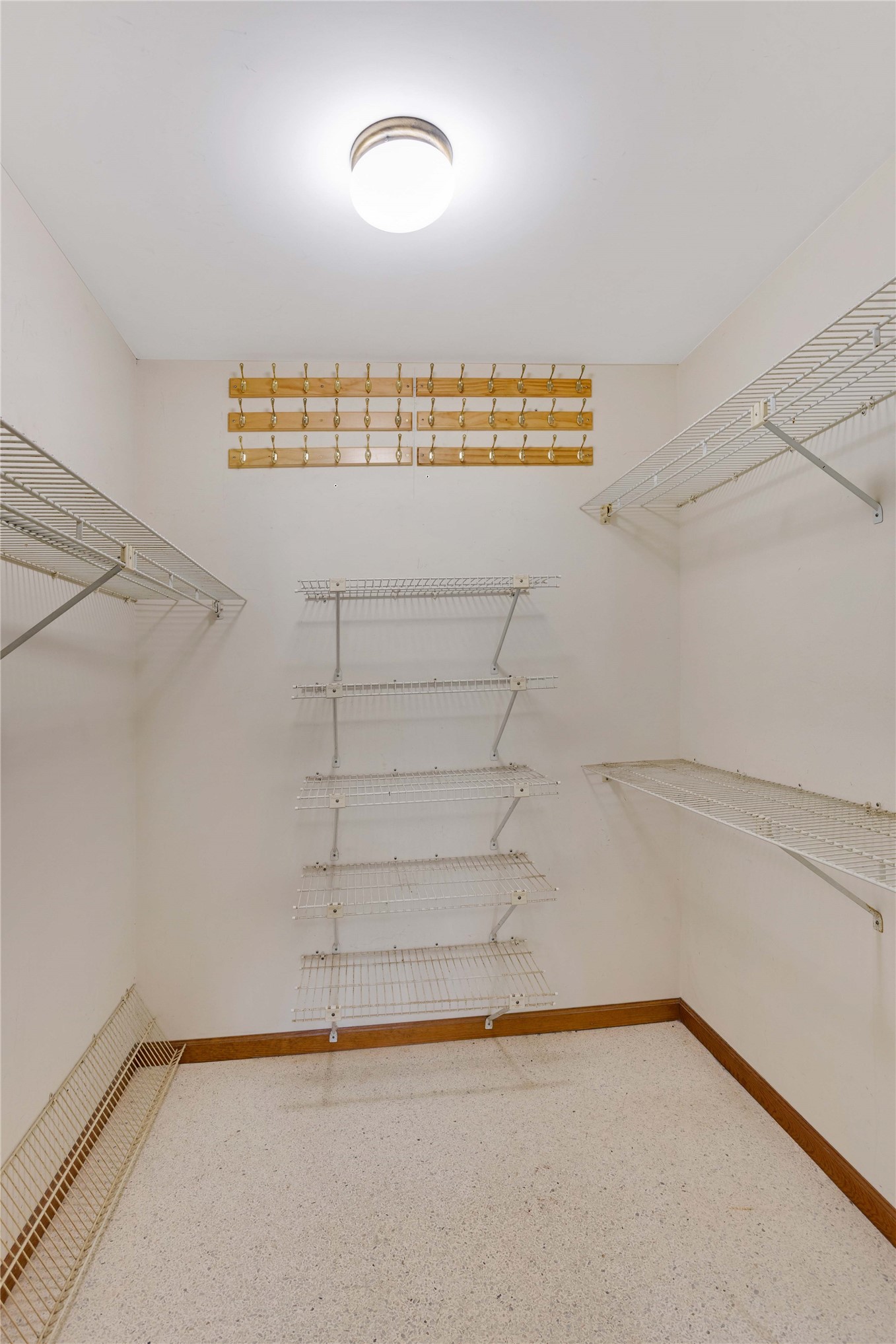1209 MANUCY ROAD