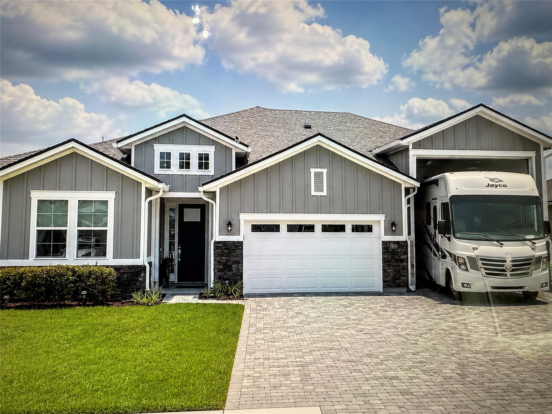 85289 FALL RIVER PARKWAY