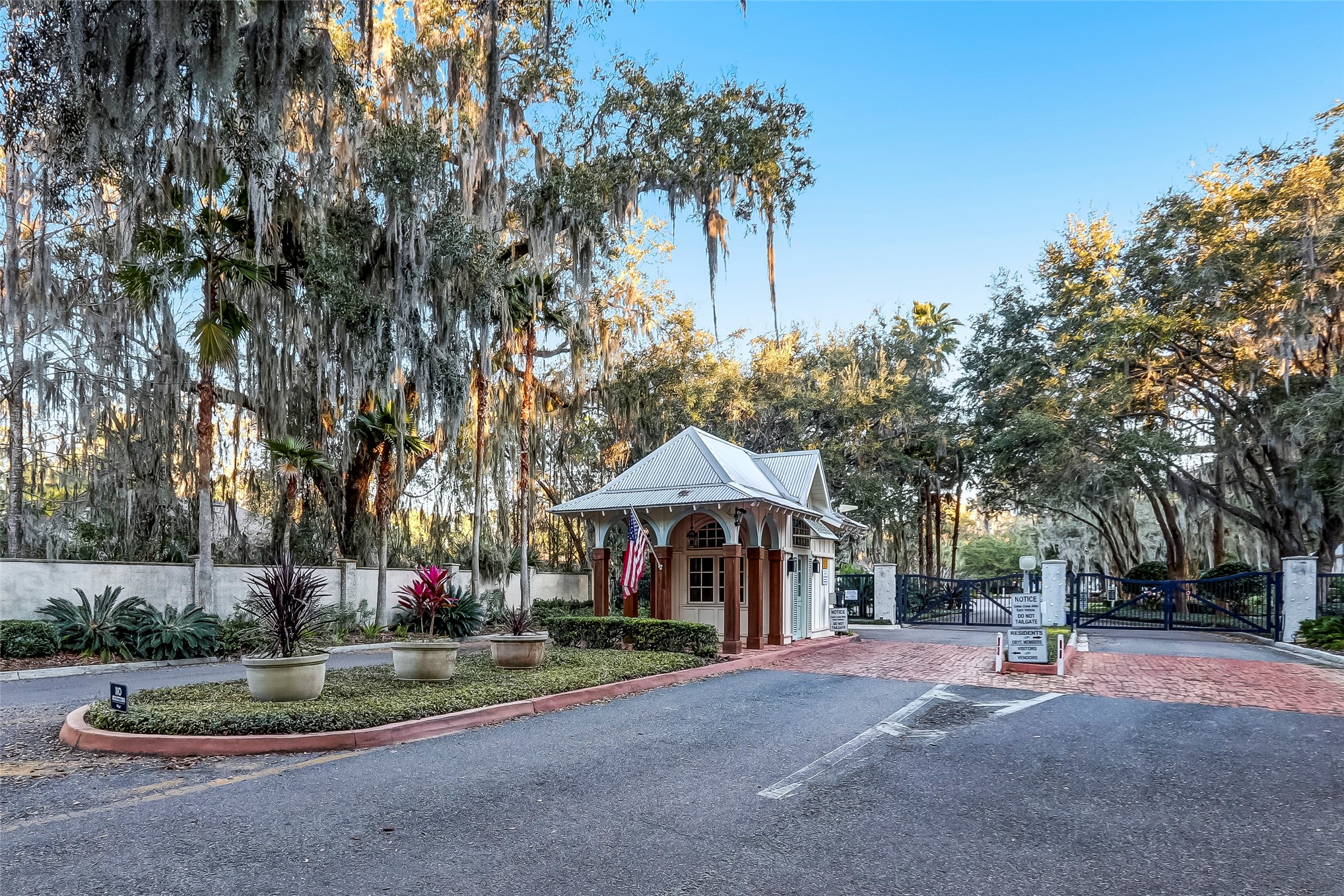 96558 COMPASS POINT DRIVE