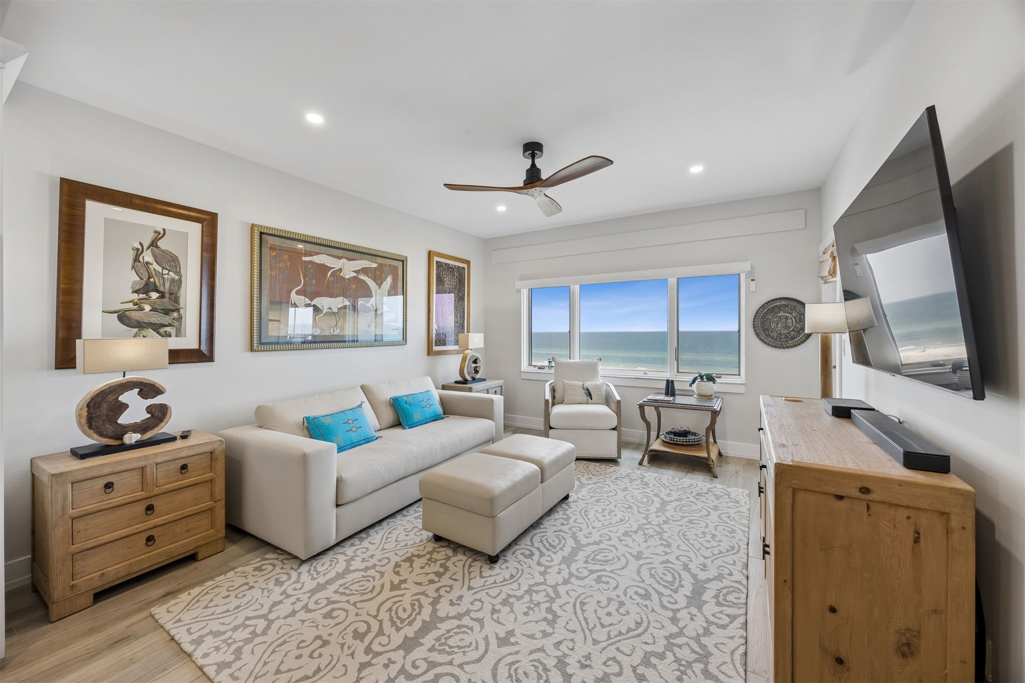 232 SANDCASTLES COURT 219
