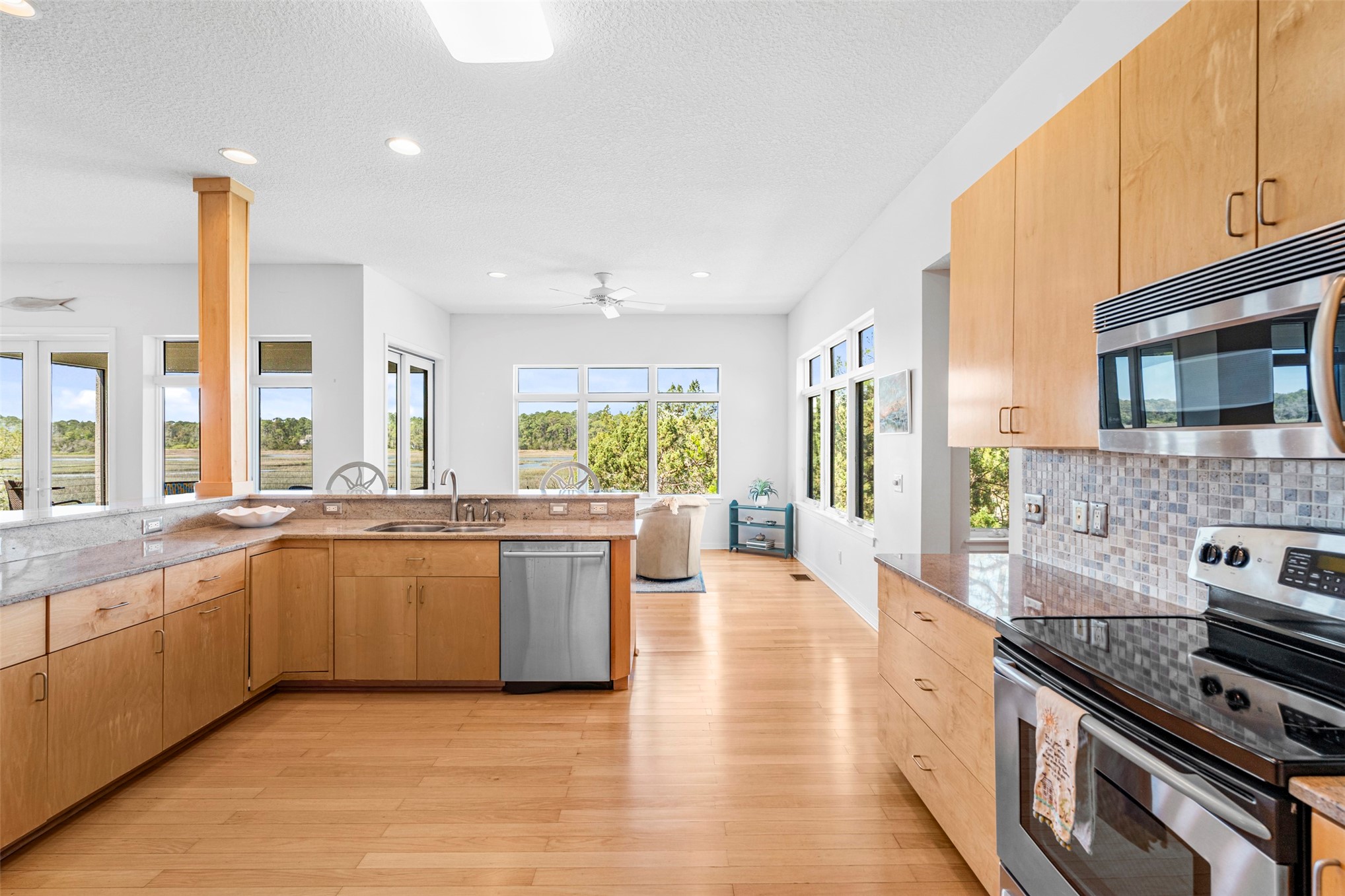 88001 MARSH LAKES COURT